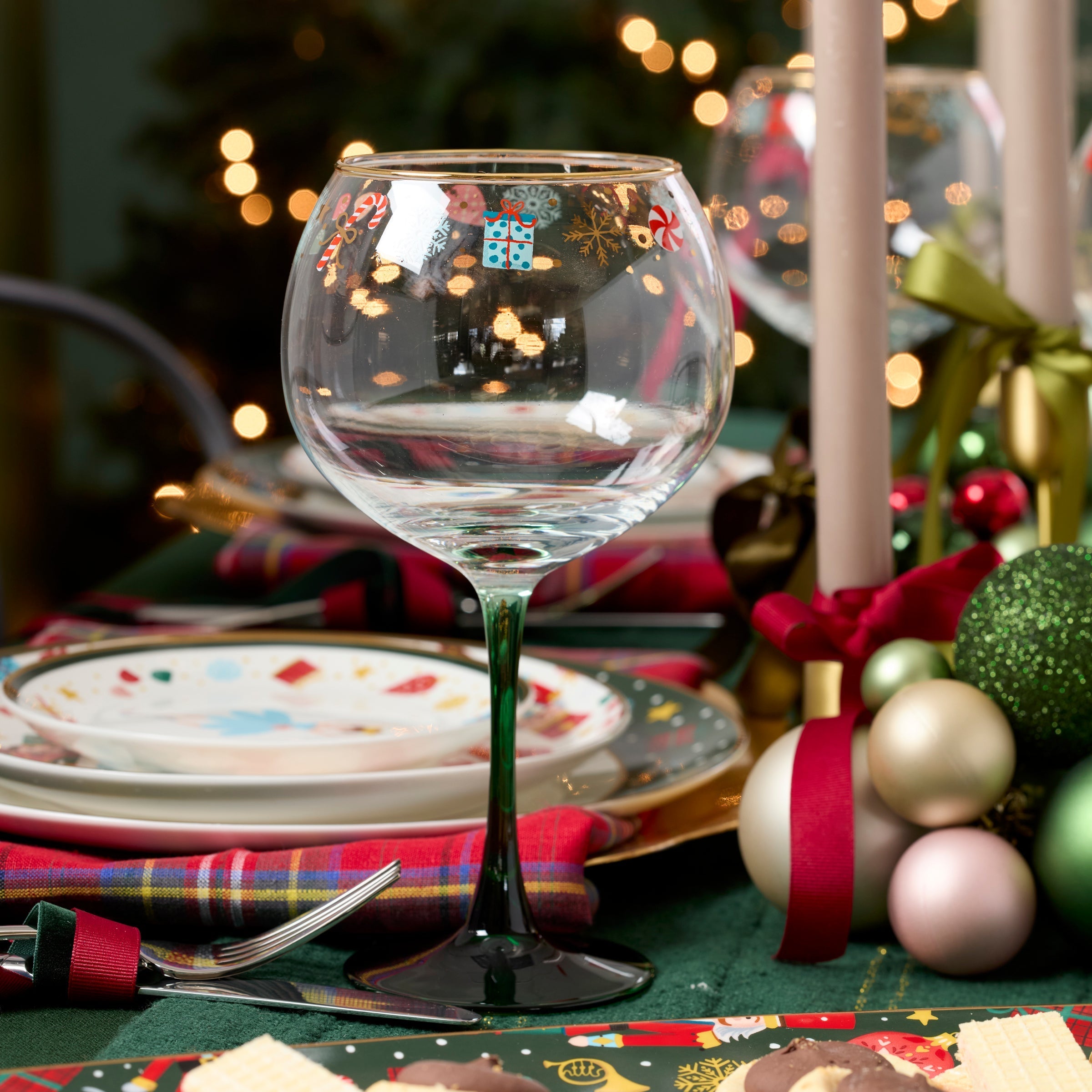 Lenox Everyday Flatware Nutcracker Ballet Balloon Wine Glasses, Set of 4 - Image 3