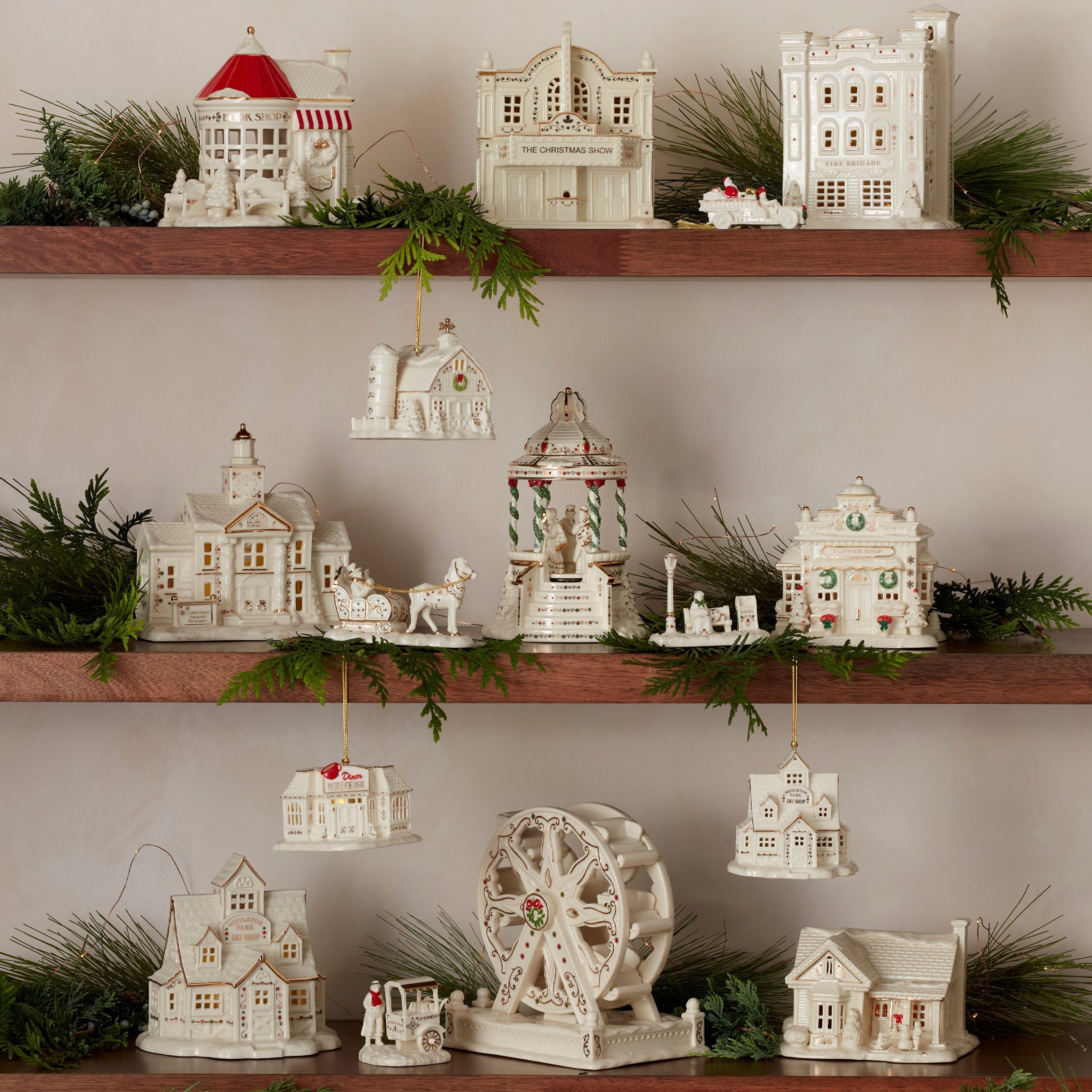 Lenox Everyday Flatware Mistletoe Park 3-Piece Lit Figurine Starter Set - Image 5