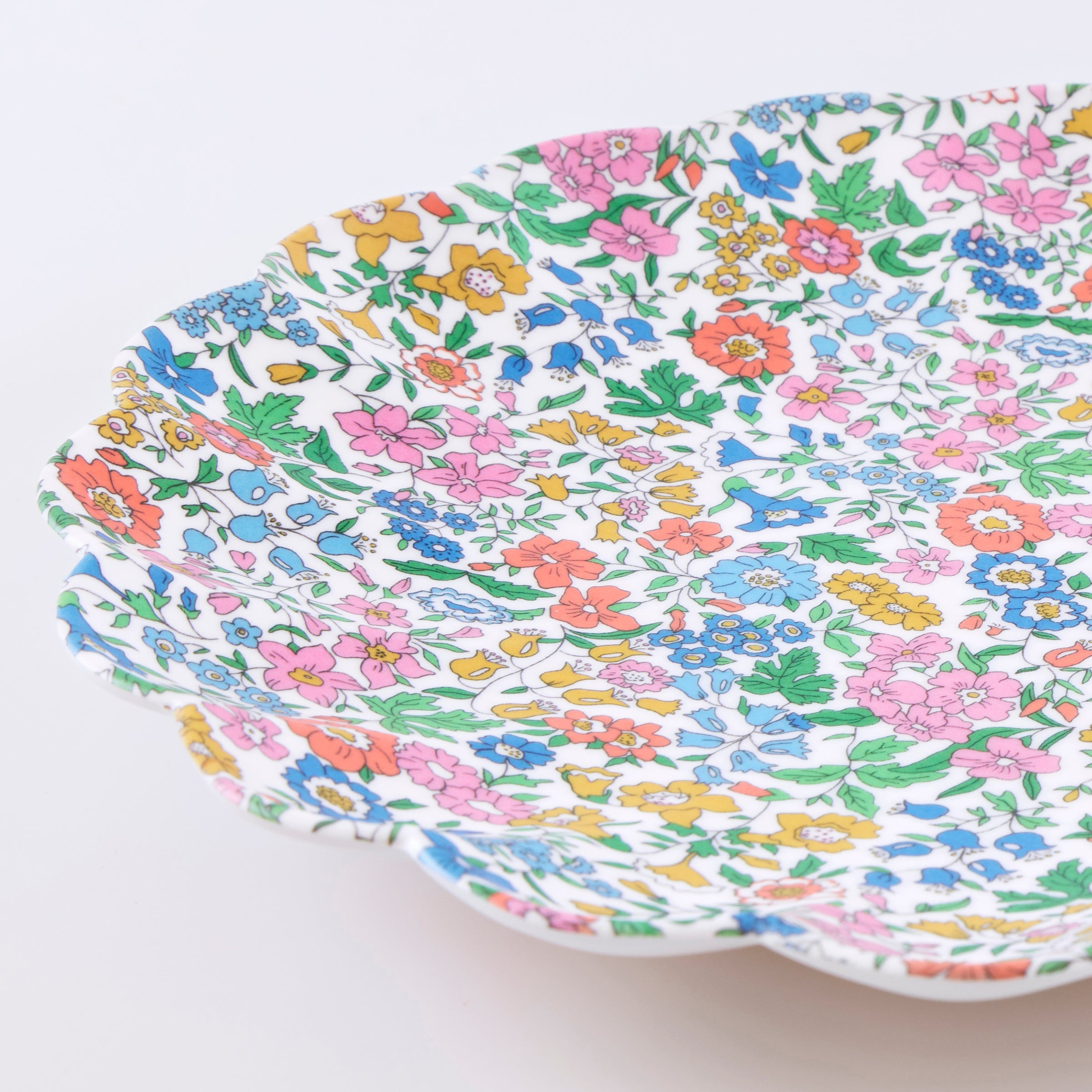 Lenox Everyday Flatware Meri Meri x Liberty Garden Party Large Plates, Set of 6 - Image 3