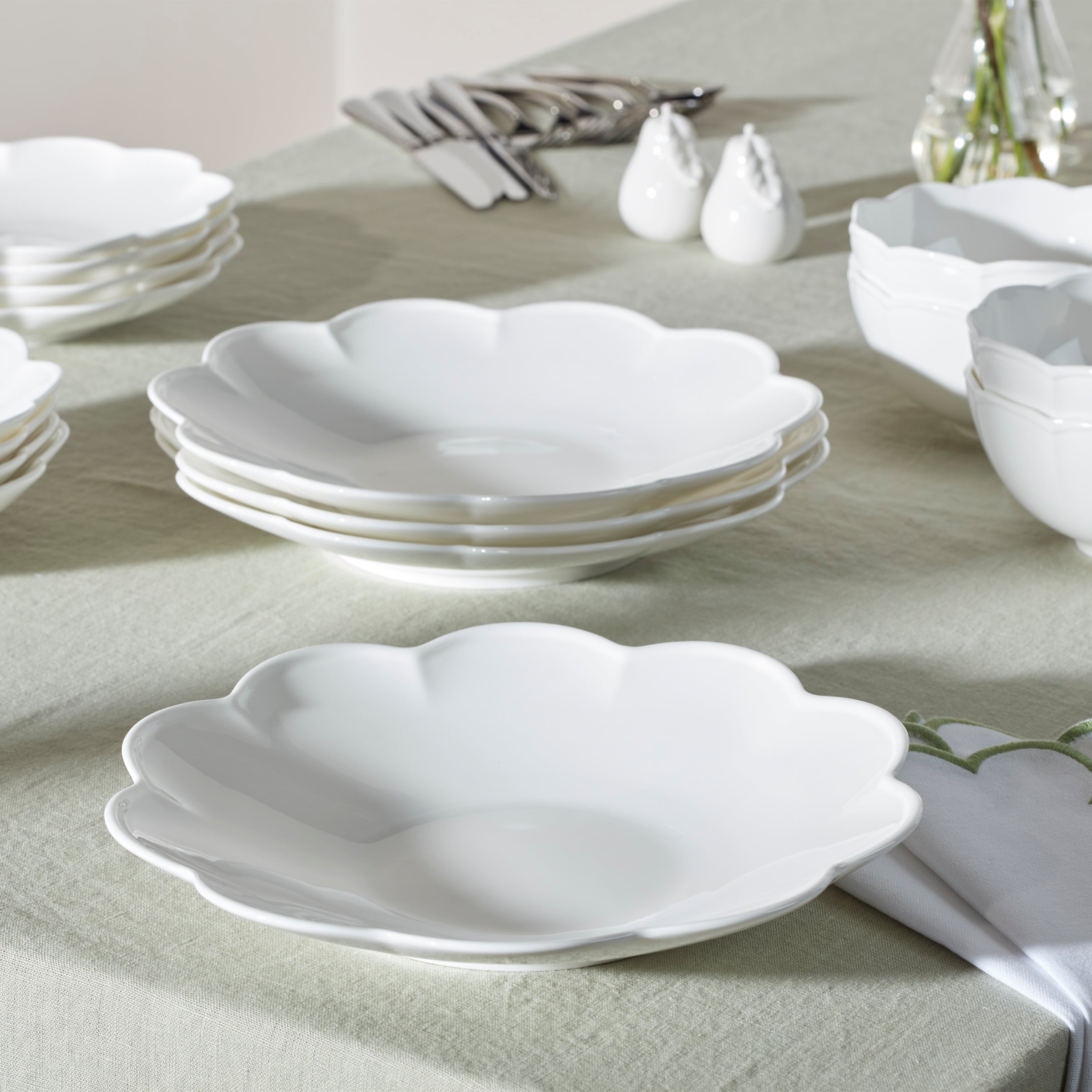 Lenox Everyday Flatware Studio 1414 Scallop 12-Piece Dinnerware Set - Image 11