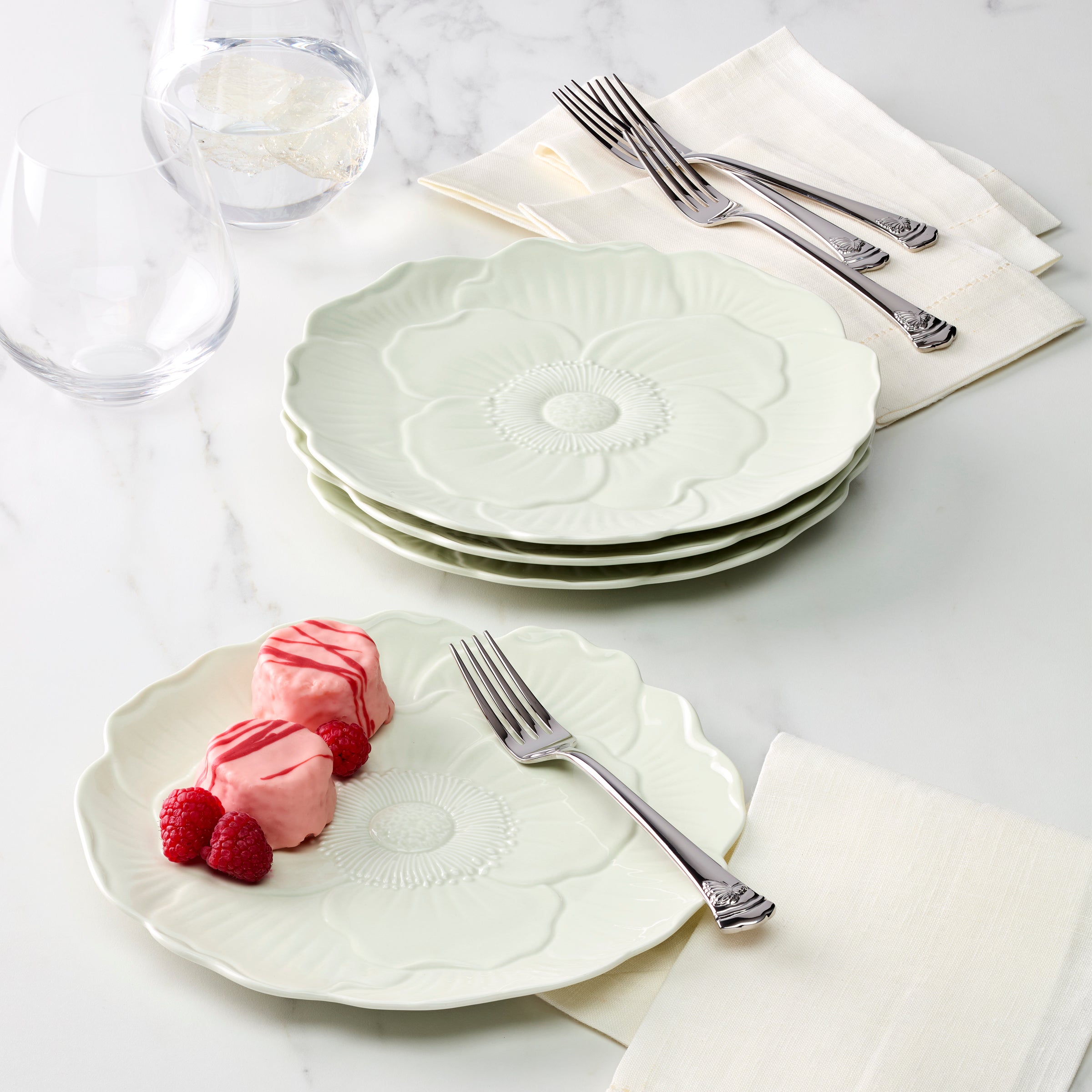Lenox Everyday Flatware Butterfly Meadow Floral Green Accent Plates, Set of 4 - Image 12