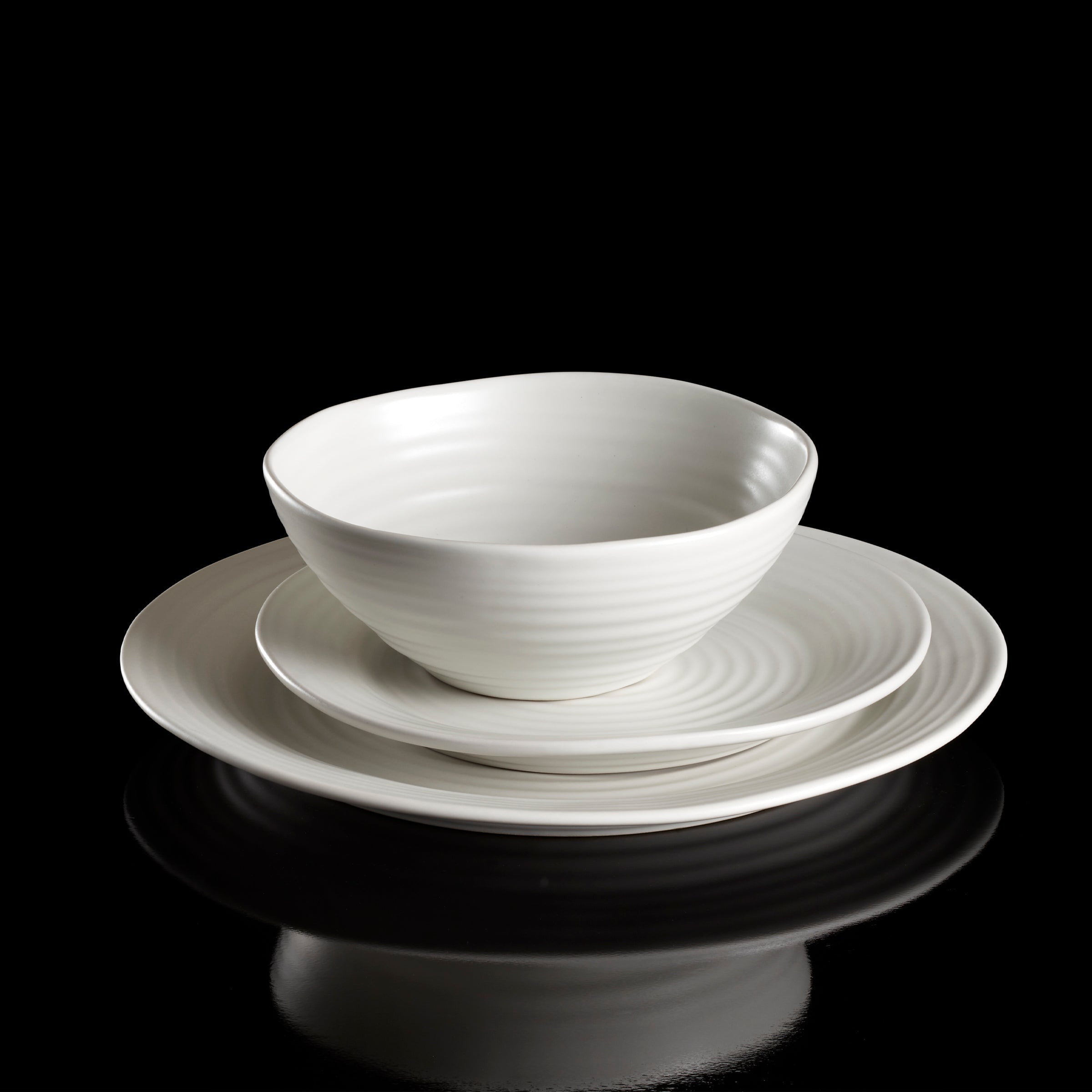 Lenox Everyday Flatware Ridge White 12-Piece Dinnerware Set - Image 8