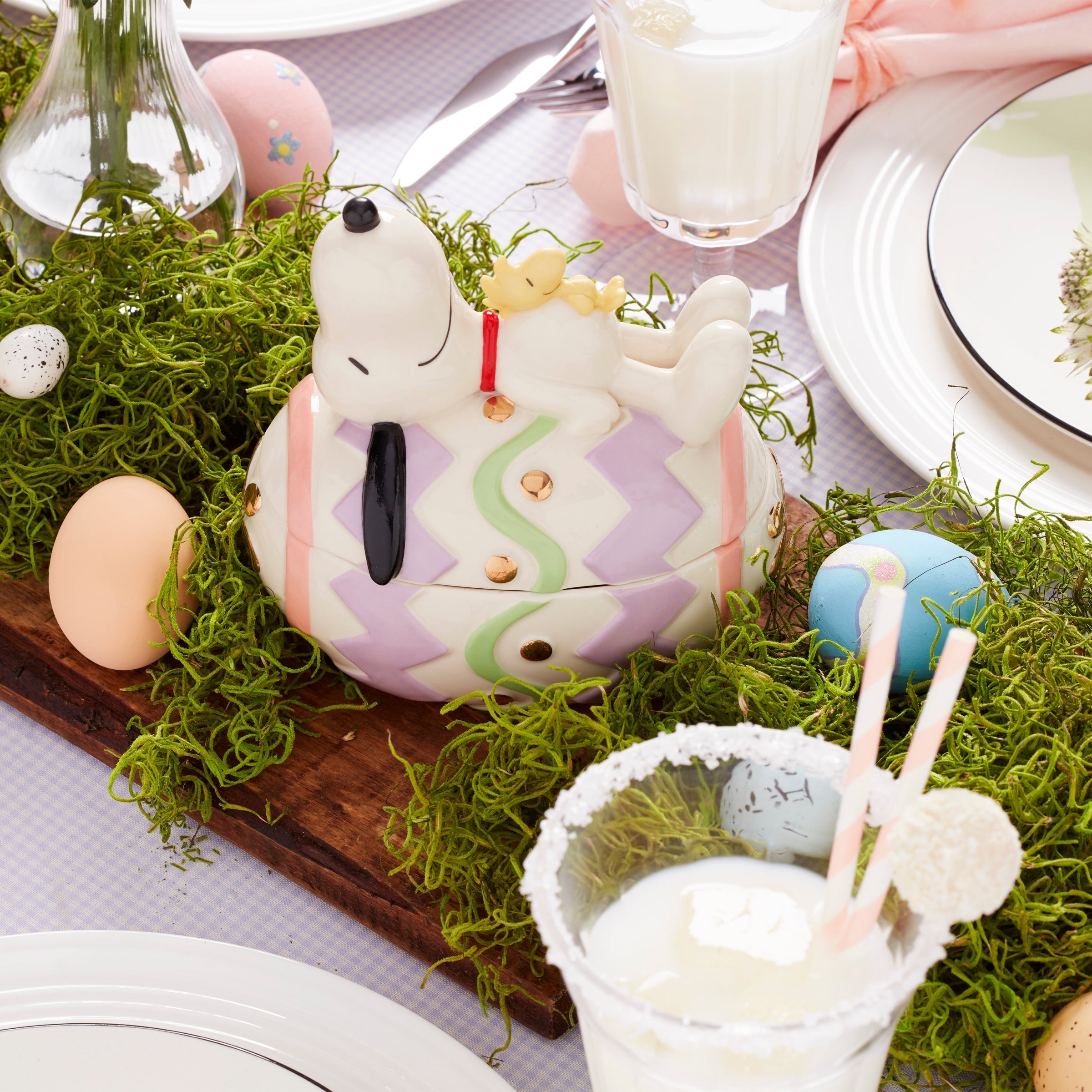 Lenox Everyday Flatware Snoopy Easter Covered Candy Dish - Image 3