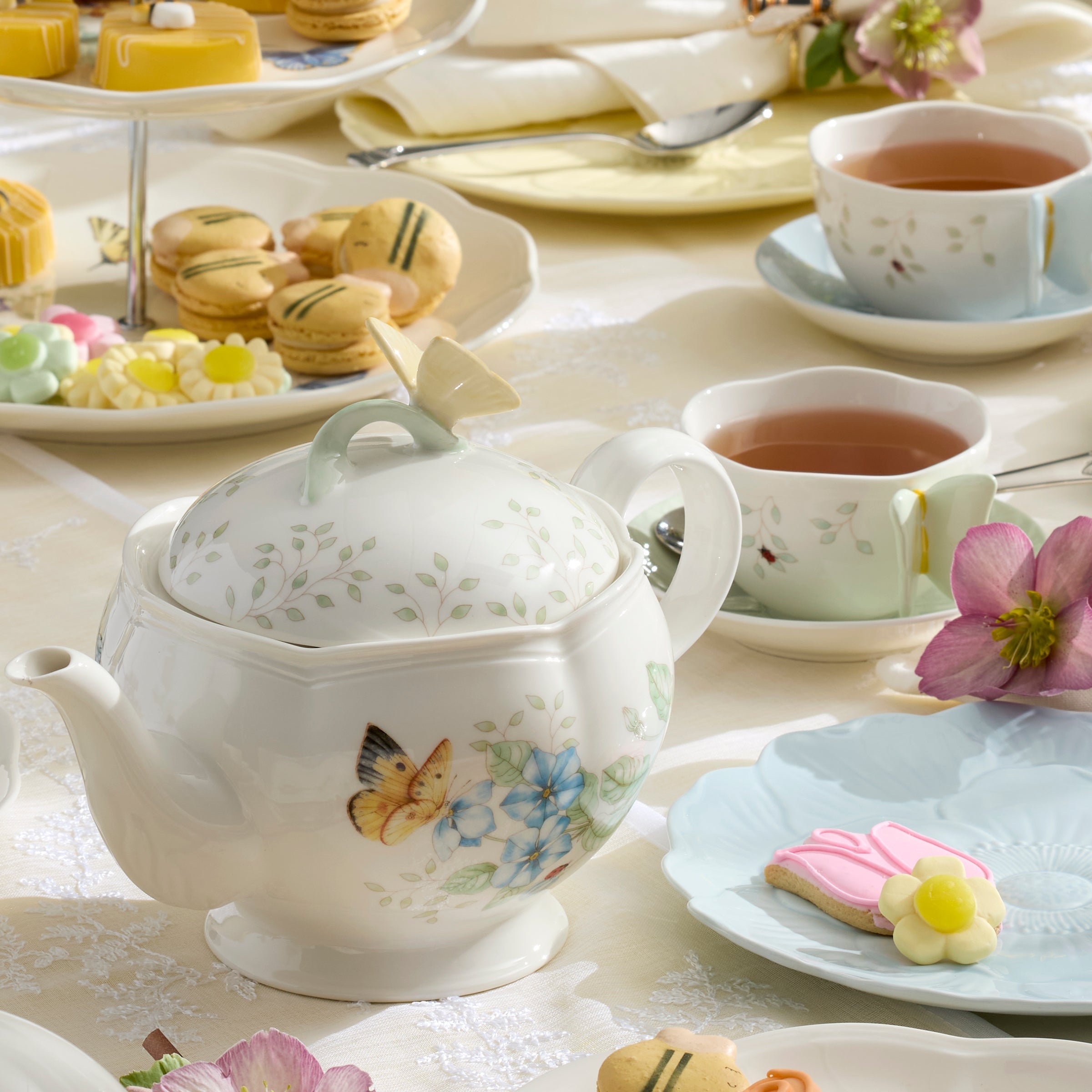 Lenox Everyday Flatware Butterfly Meadow Teapot - Image 5