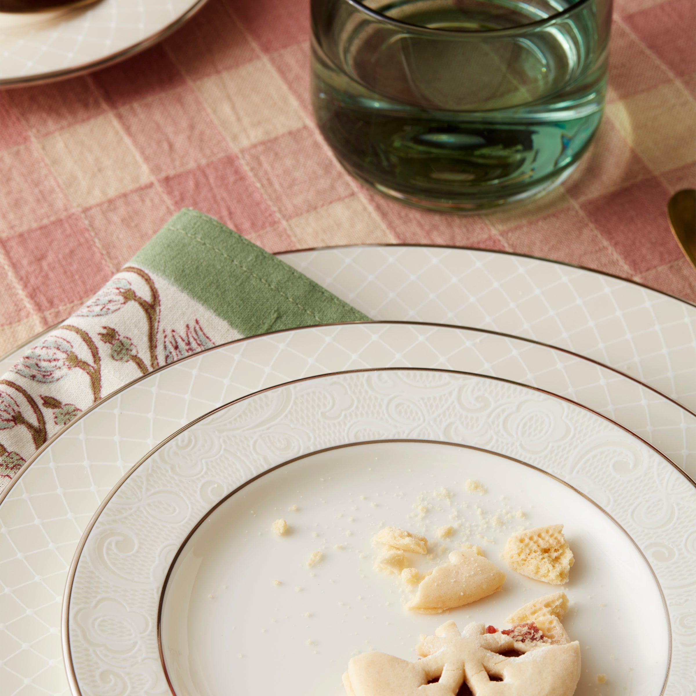 Lenox Everyday Flatware Venetian Lace 5-Piece Place Setting - Image 8