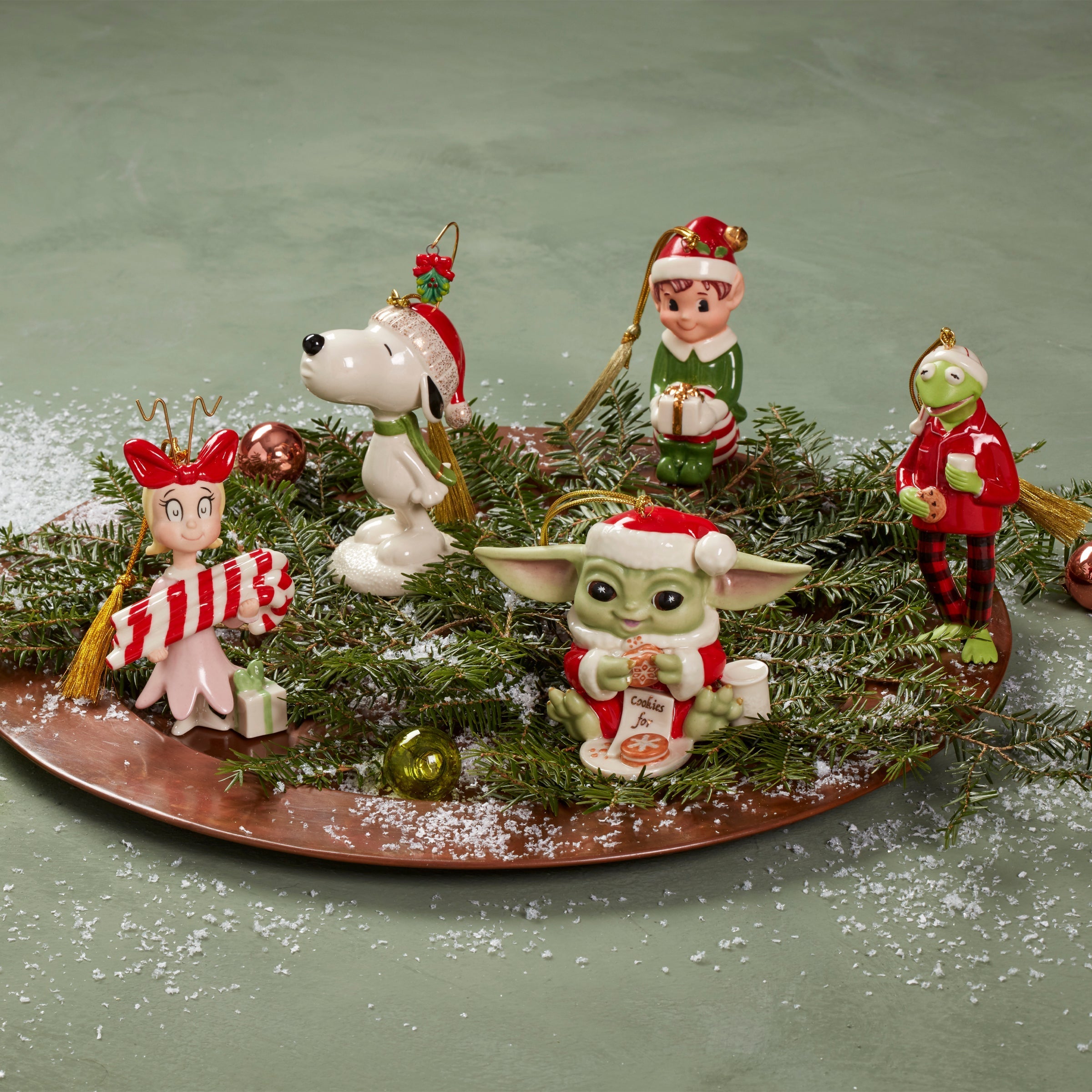 Lenox Everyday Flatware Cindy Lou Who Ornament - Image 8