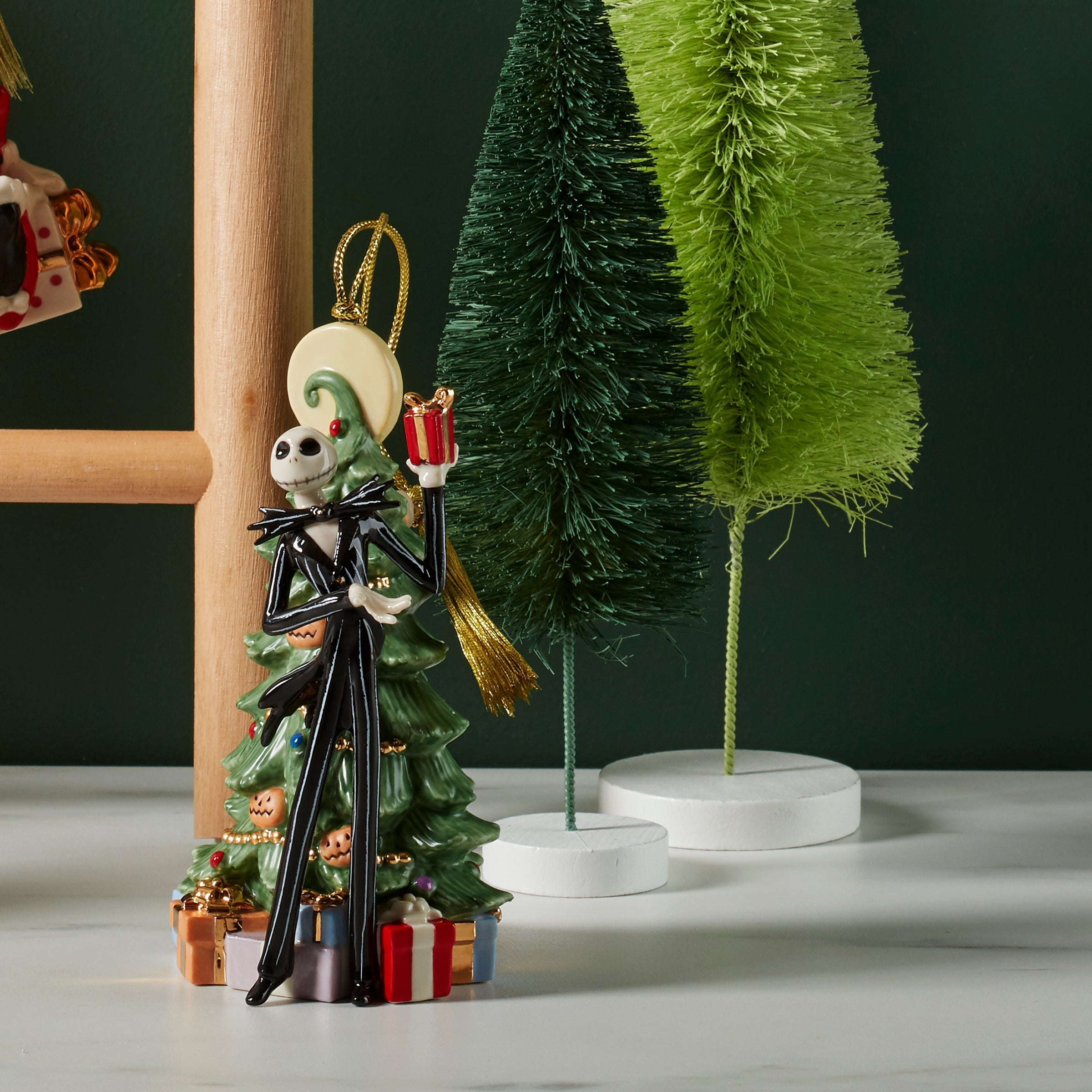 Lenox Everyday Flatware The Nightmare Before Christmas Ornament - Image 4