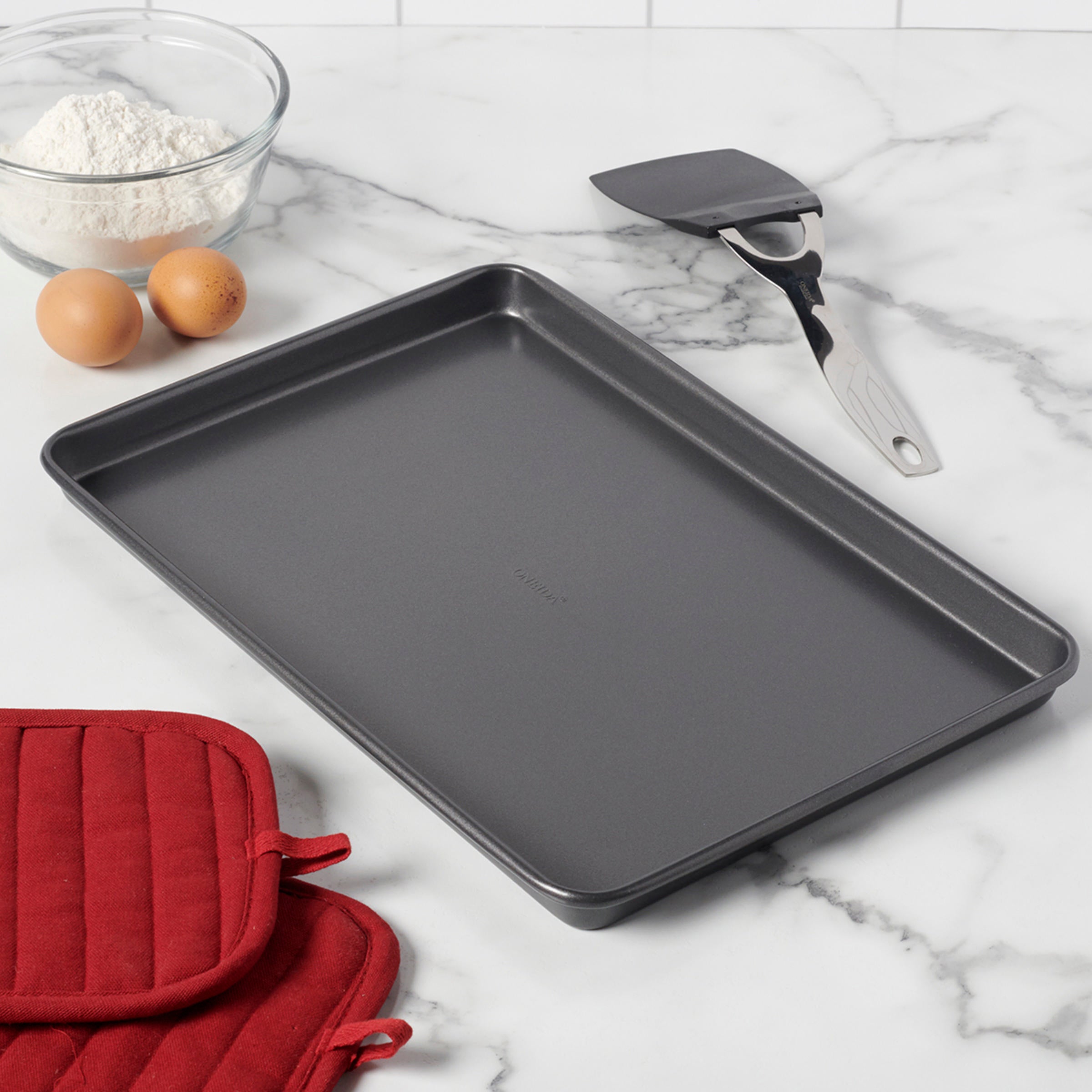 Lenox Everyday Flatware Bliss Bakeware 10x15 Cookie Sheet - Image 2