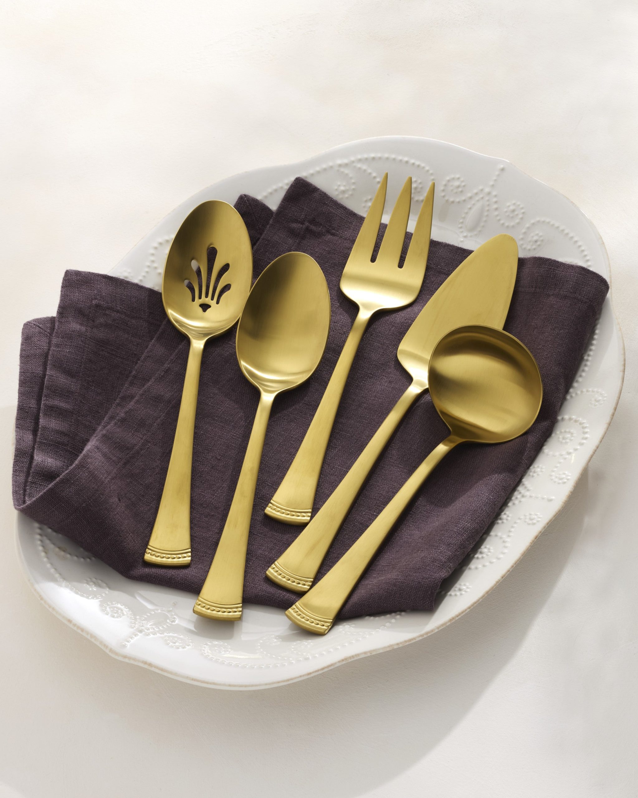 Lenox Everyday Flatware Portola Gold Satin 5-Piece Hostess Set - Image 4