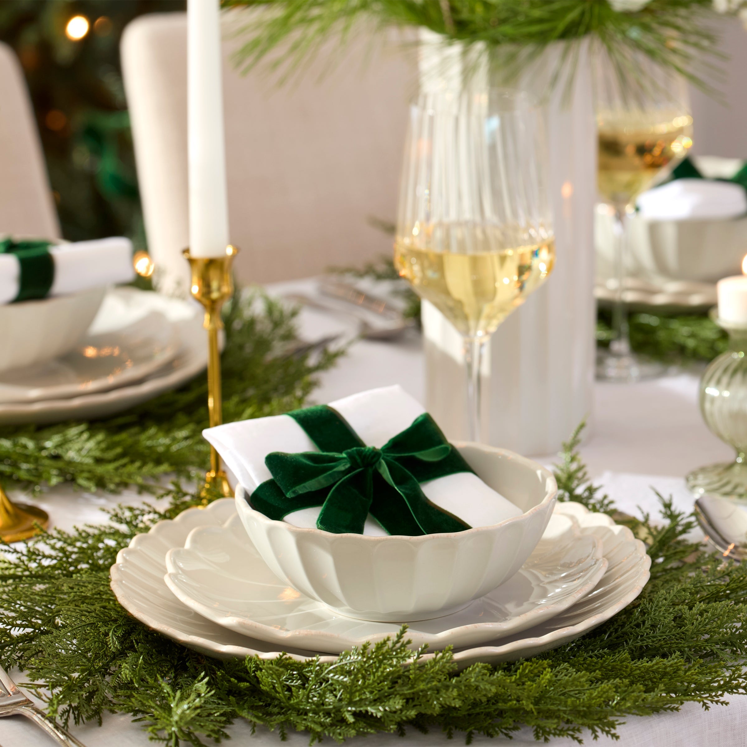 Lenox Everyday Flatware French Perle Scallop White 12-Piece Dinnerware Set - Image 9
