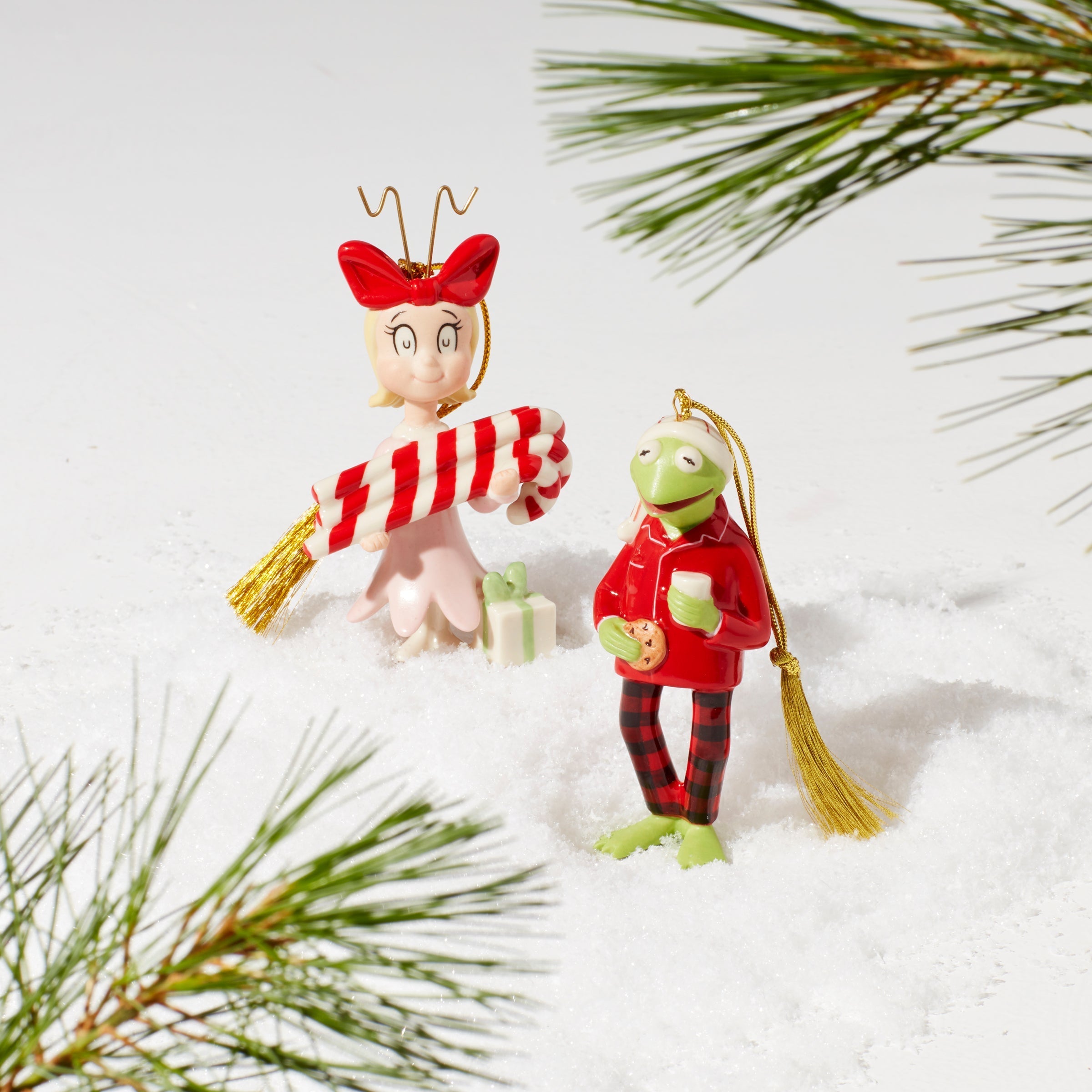 Lenox Everyday Flatware Cindy Lou Who Ornament - Image 7
