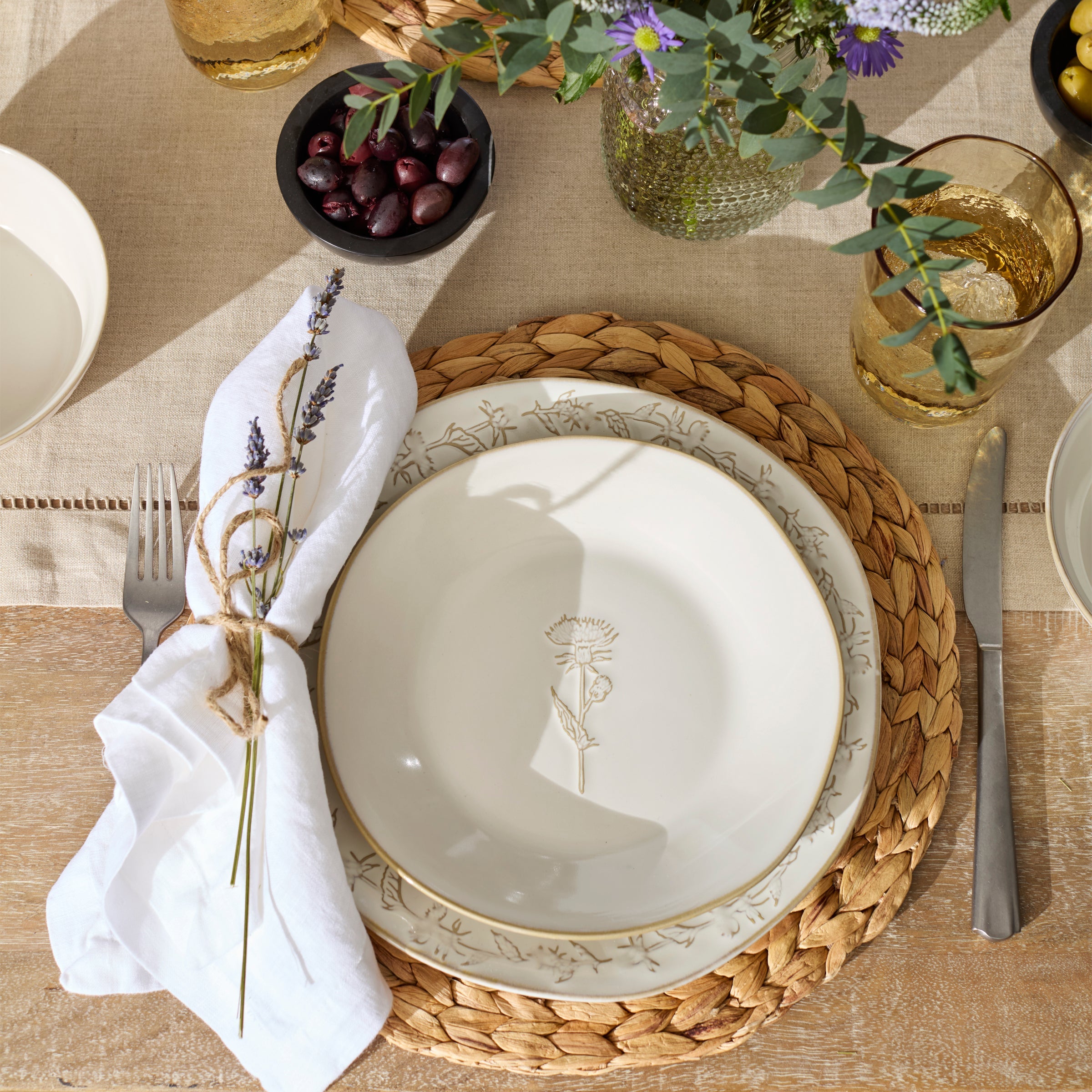 Lenox Everyday Flatware Homespun 12-Piece Dinnerware Set - Image 5