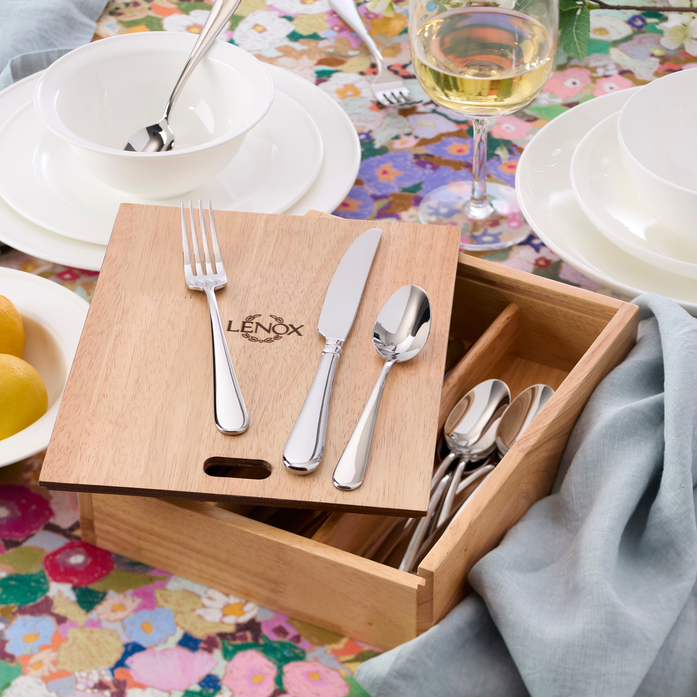 Lenox Everyday Flatware Studio 1414 Mirror 24 Piece Flatware Set with Caddy - Image 6