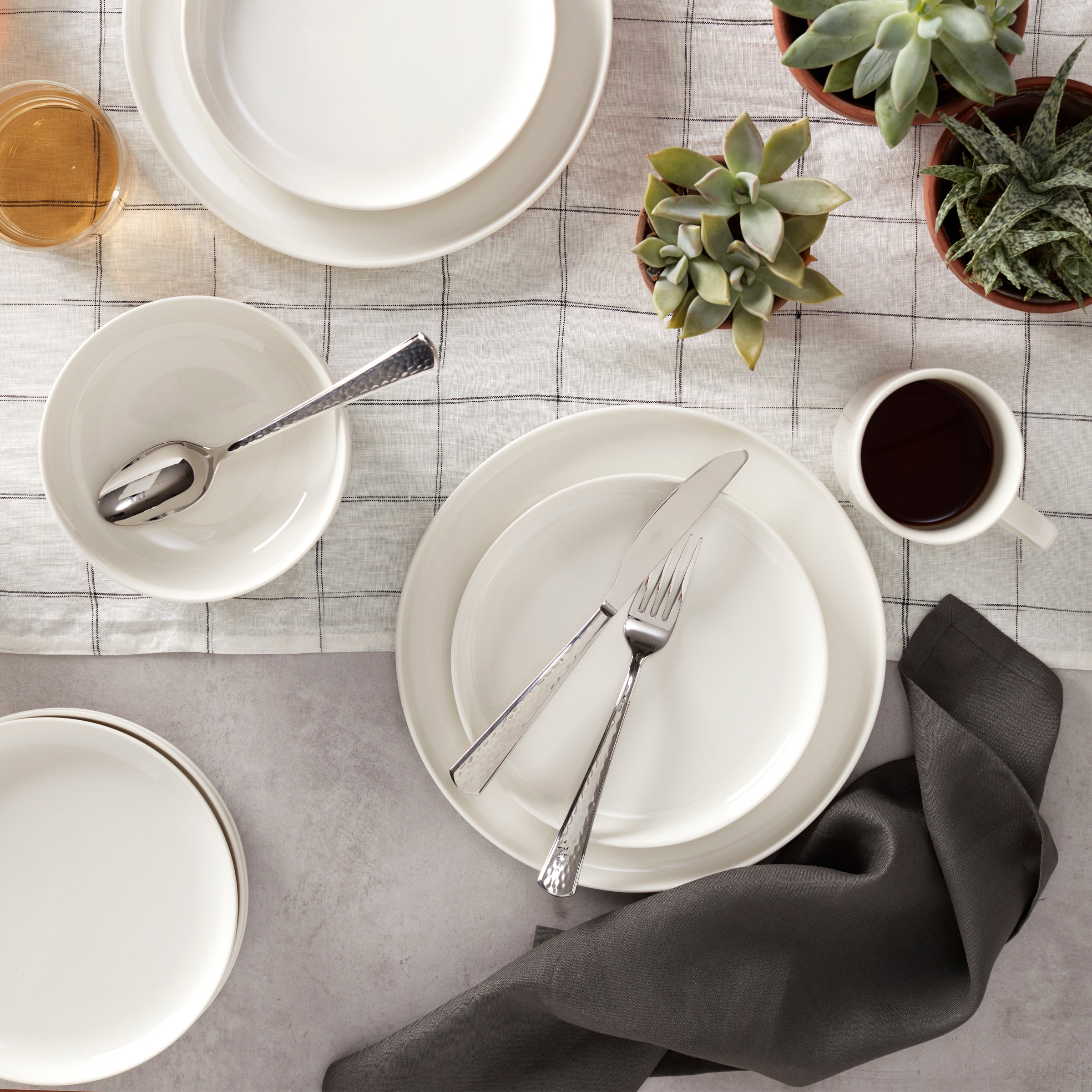 Lenox Everyday Flatware Etta 20-Piece Flatware Set - Image 5