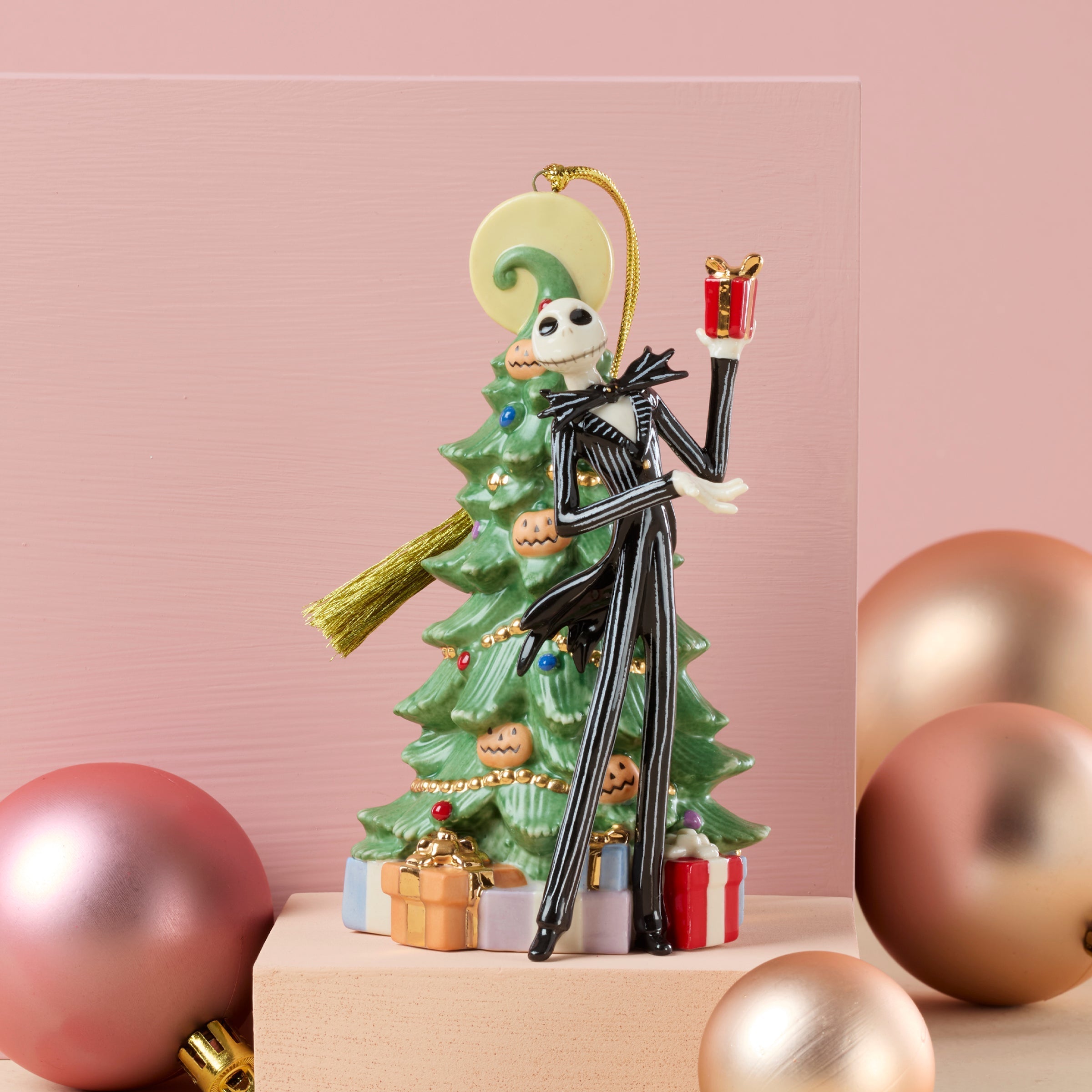 Lenox Everyday Flatware The Nightmare Before Christmas Ornament - Image 3