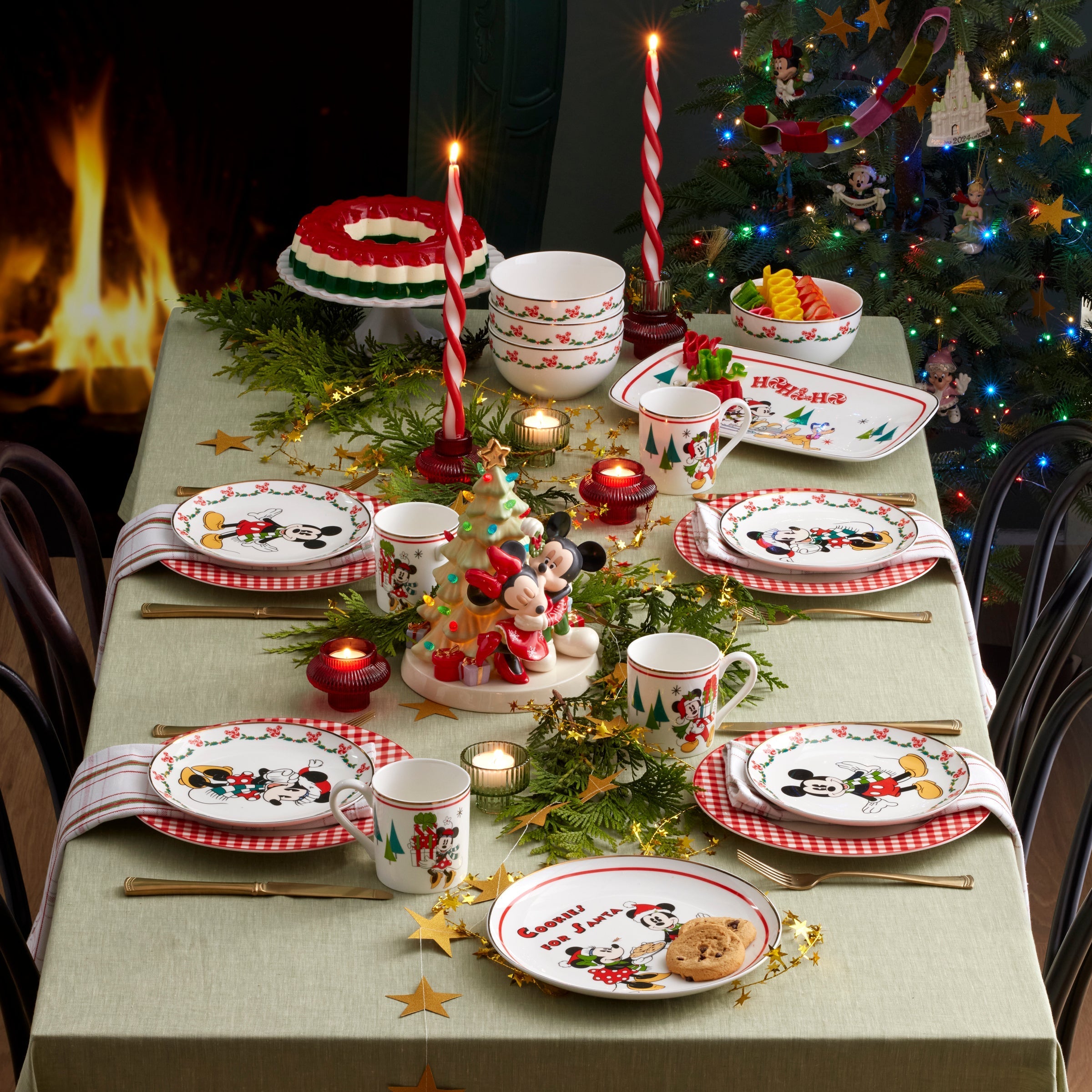 Lenox Everyday Flatware Disney Holiday Hors d'Oeuvres Tray - Image 4