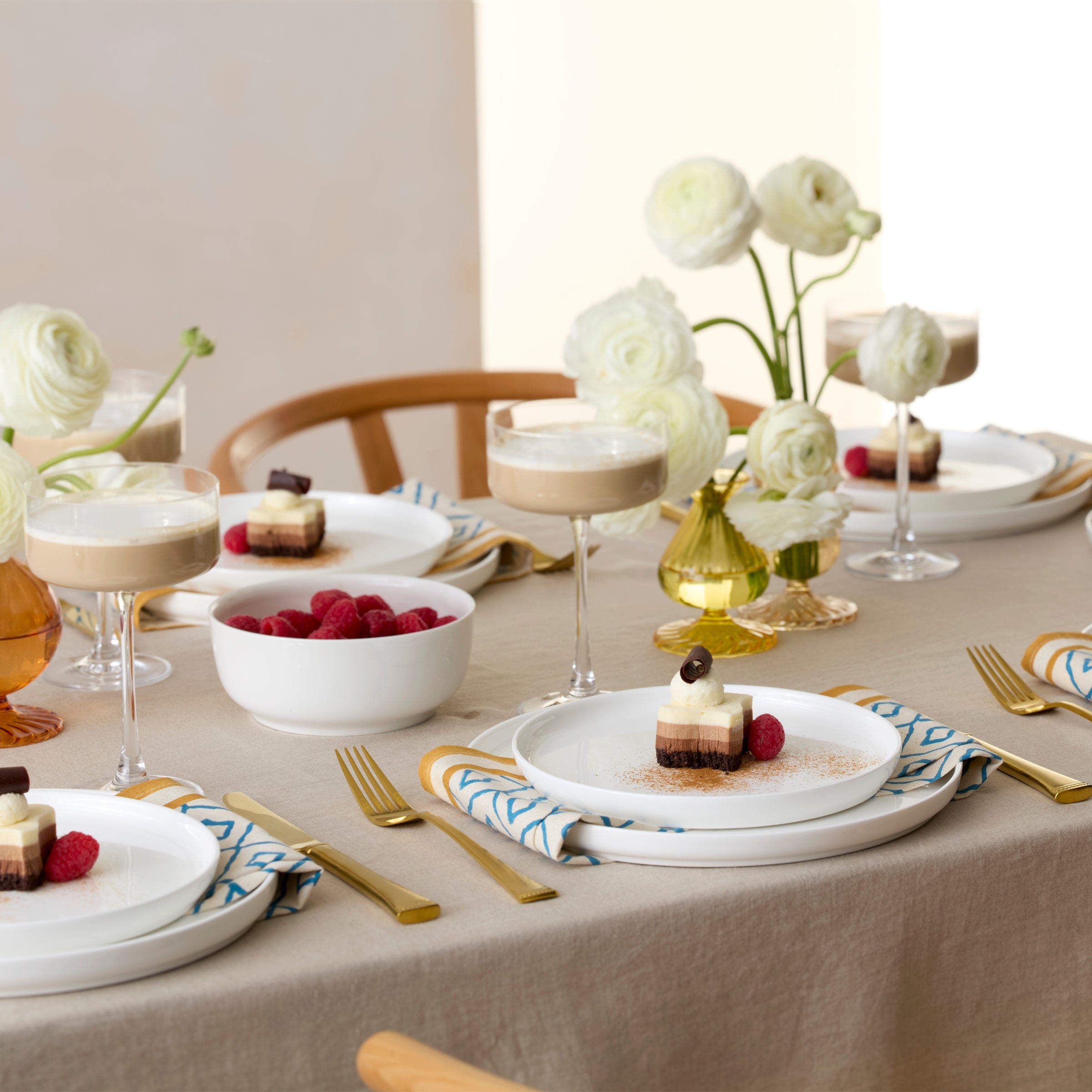 Lenox Everyday Flatware Modern White 18-Piece Dinnerware Set - Image 8