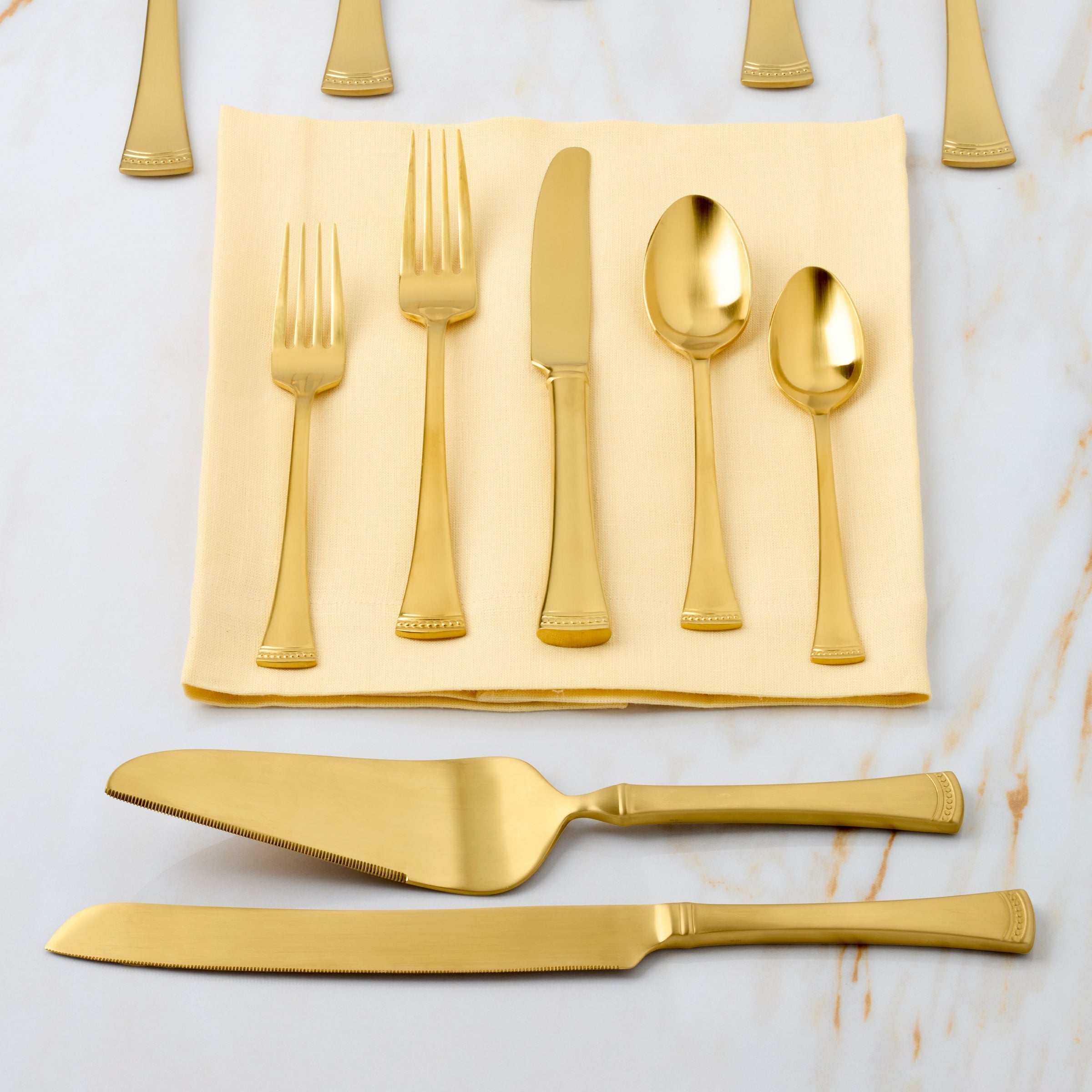 Lenox Everyday Flatware Portola Gold Satin 2-Piece Dessert Set - Image 3