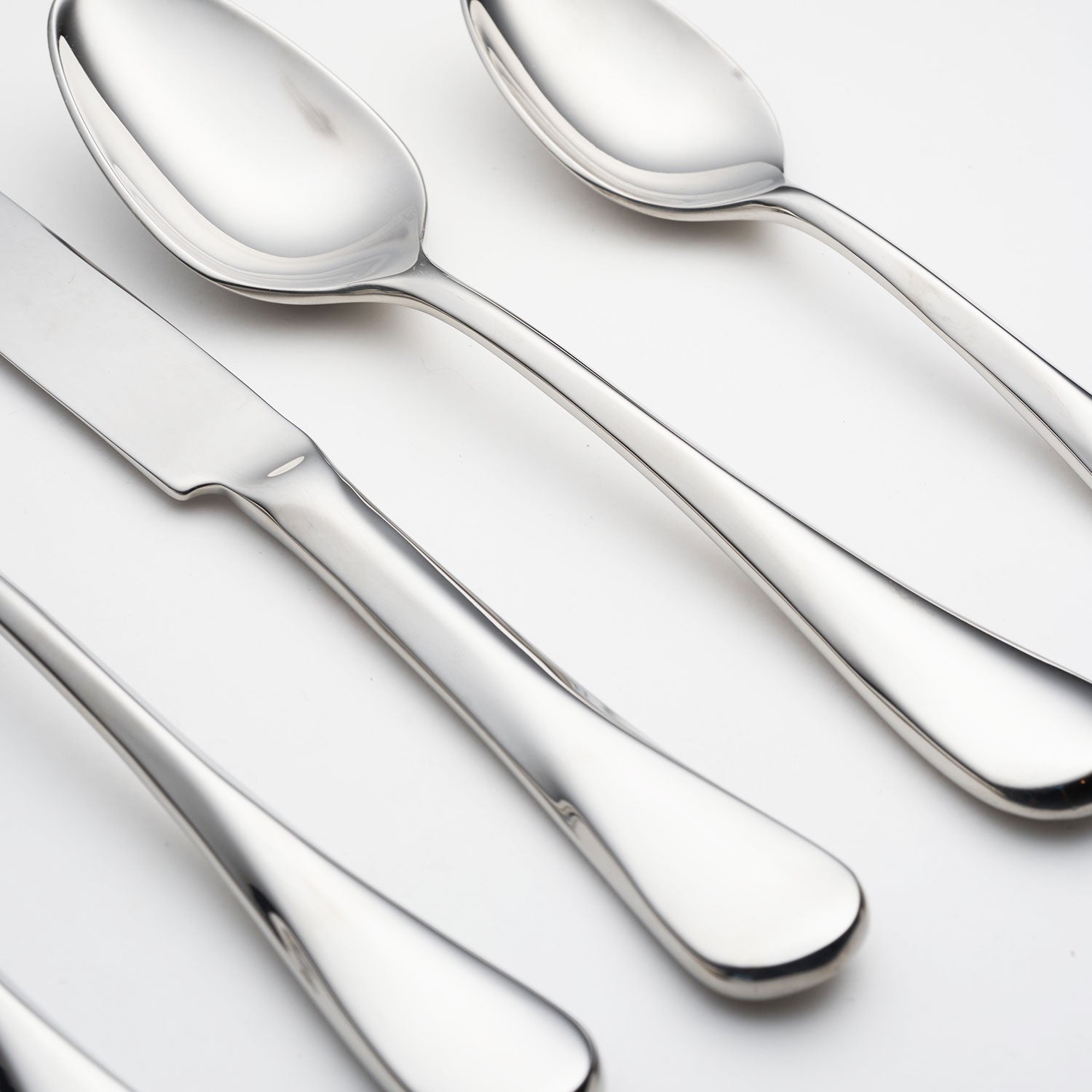 Lenox Everyday Flatware Eloquence 20-Piece Flatware Set - Image 4