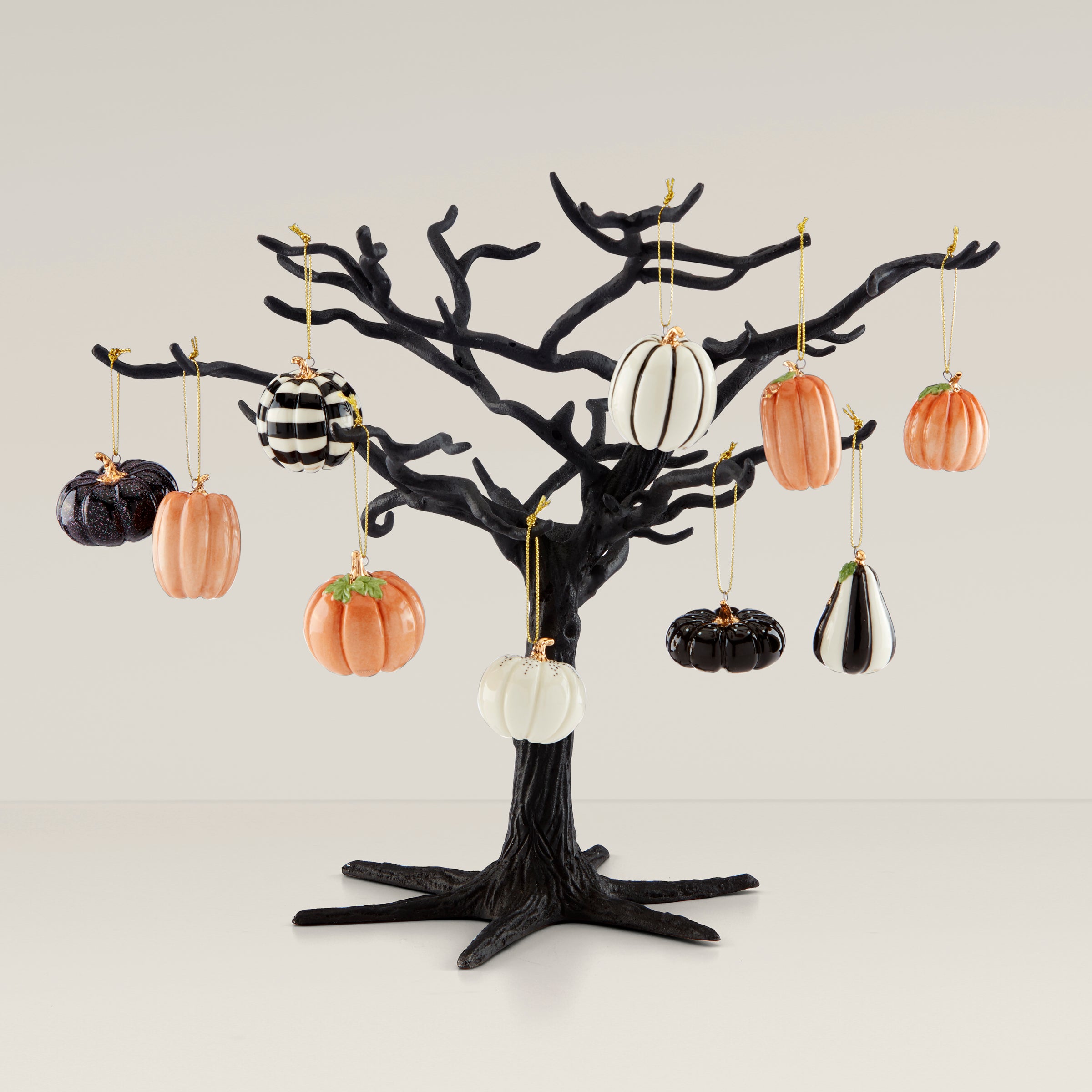 Lenox Everyday Flatware Pumpkin 10-Piece Mini Ornament Set - Image 2