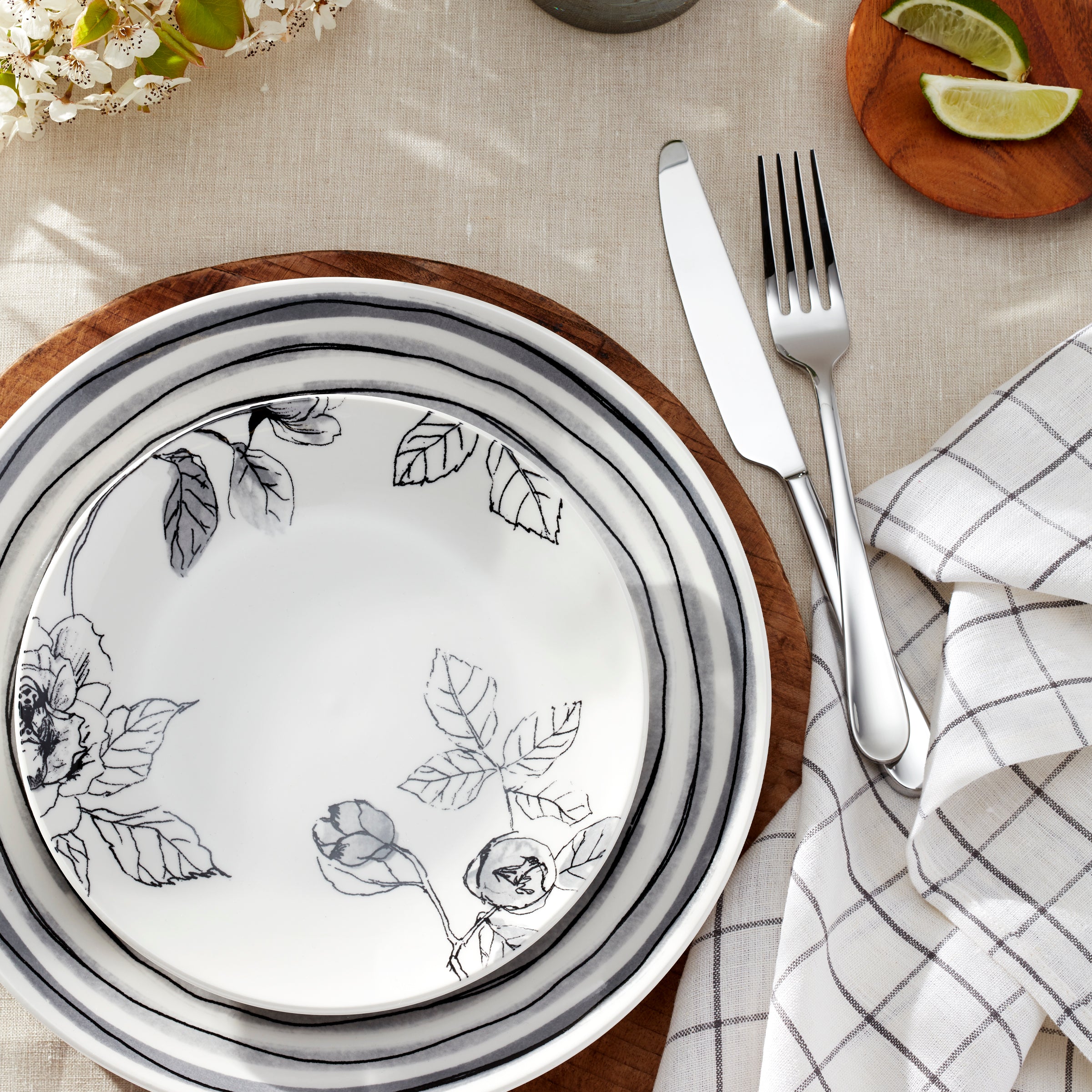 Lenox Everyday Flatware Sketchbook 12-Piece Dinnerware Set - Image 10