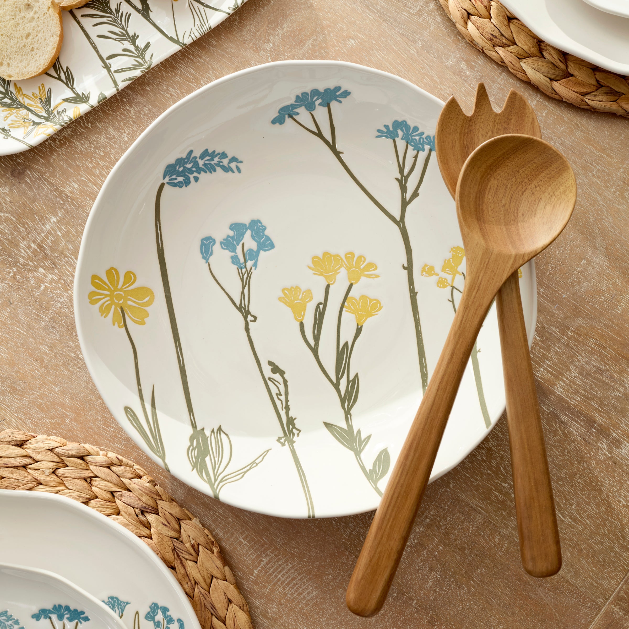 Lenox Everyday Flatware Wildflowers Salad Bowl with Servers - Image 2