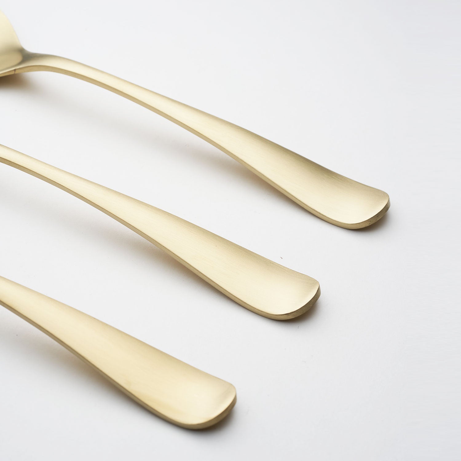 Lenox Everyday Flatware Rhiannon Champagne Satin 3-Piece Hostess Set - Image 4