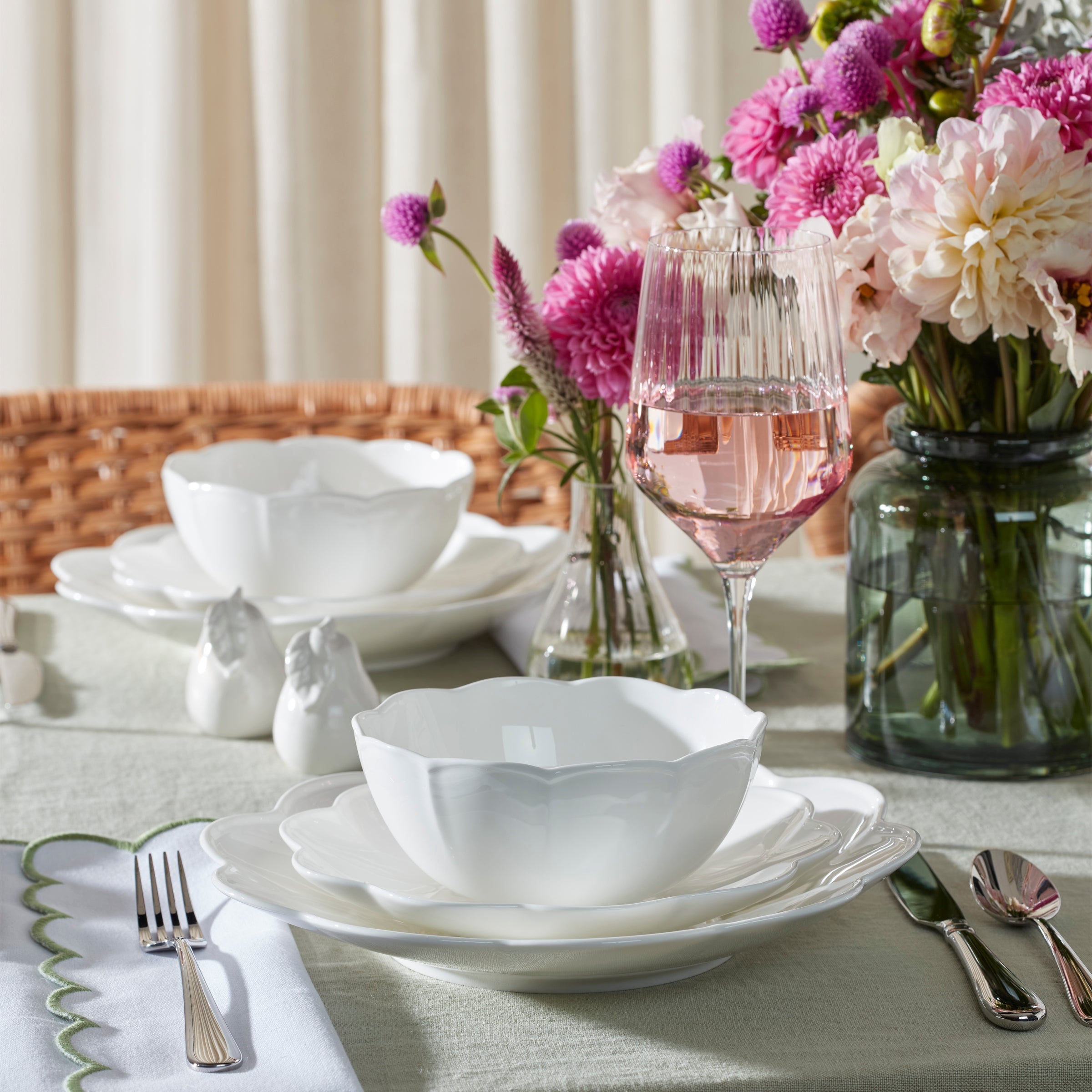 Lenox Everyday Flatware Studio 1414 Scallop 12-Piece Dinnerware Set - Image 12