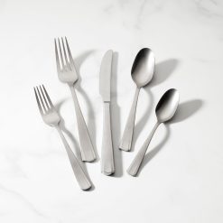 Lenox Everyday Flatware French Perle Scallop Vintage 65-Piece Flatware Set
