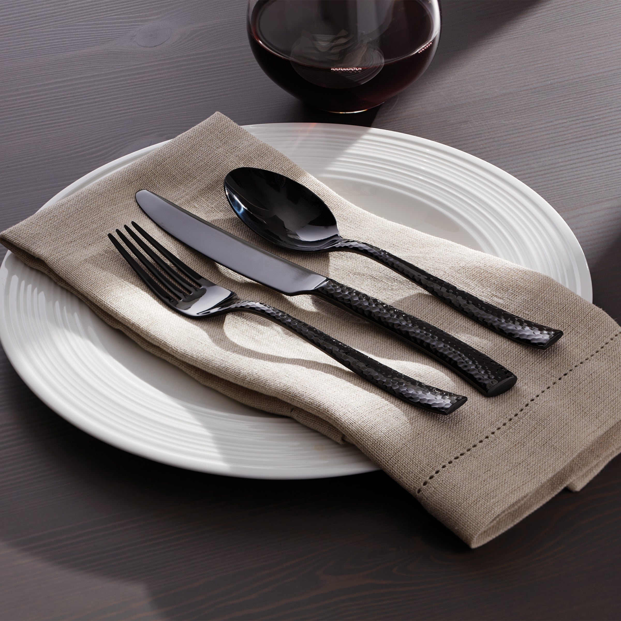 Lenox Everyday Flatware Paris Hammered Gunmetal Titanium 20-Piece Flatware Set - Image 2