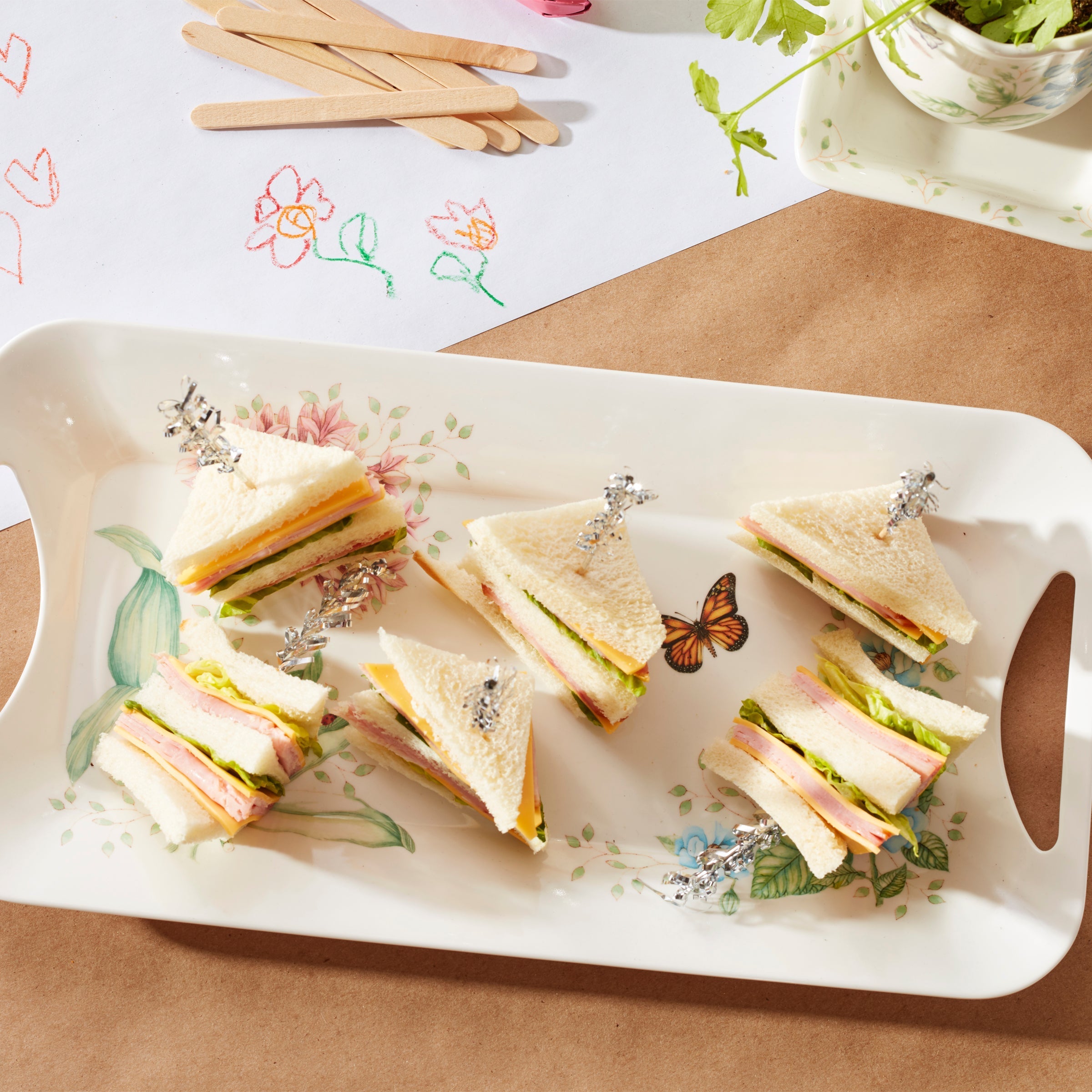 Lenox Everyday Flatware Butterfly Meadow Melamine Hors d'Oeuvres Tray - Image 5