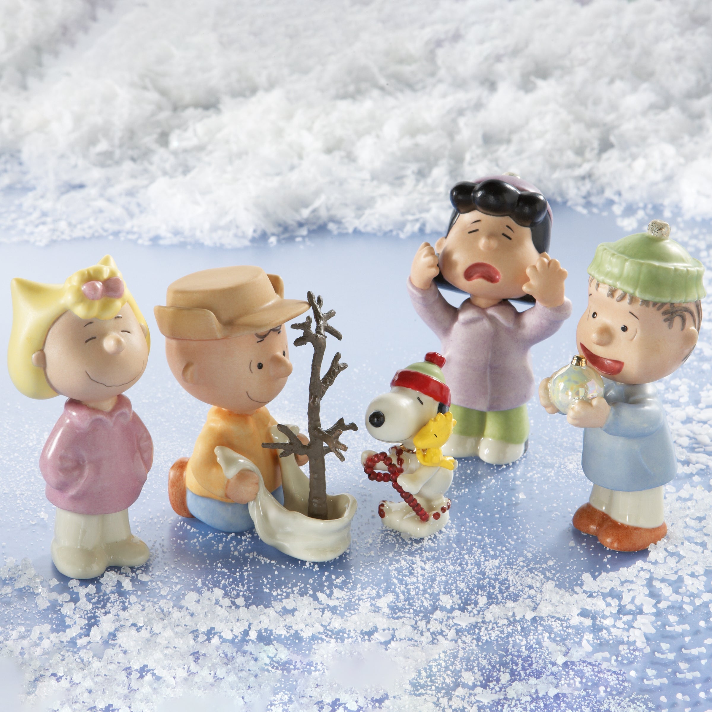 Lenox Everyday Flatware Peanuts A Charlie Brown Christmas 5-Piece Figurine Set - Image 4