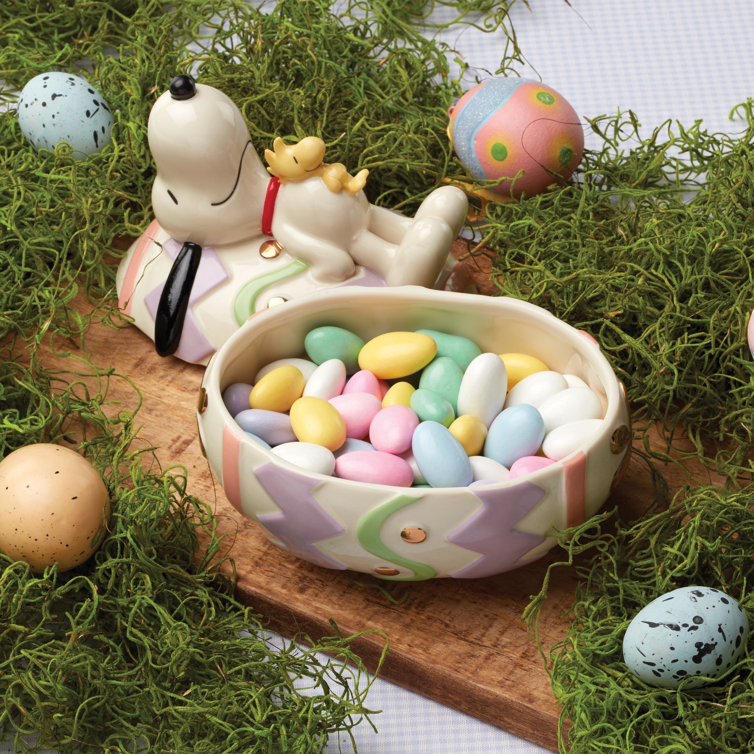 Lenox Everyday Flatware Snoopy Easter Covered Candy Dish - Image 4