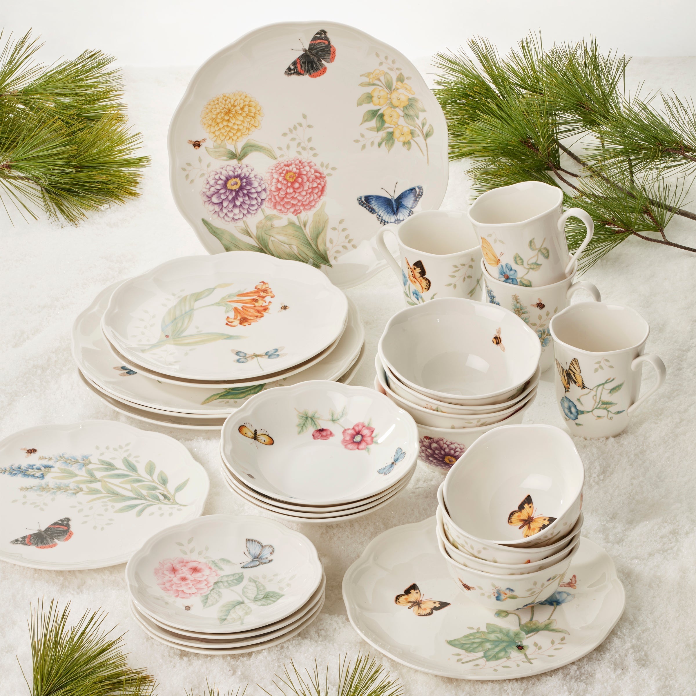 Lenox Everyday Flatware Butterfly Meadow 28-Piece Dinnerware Set - Image 10