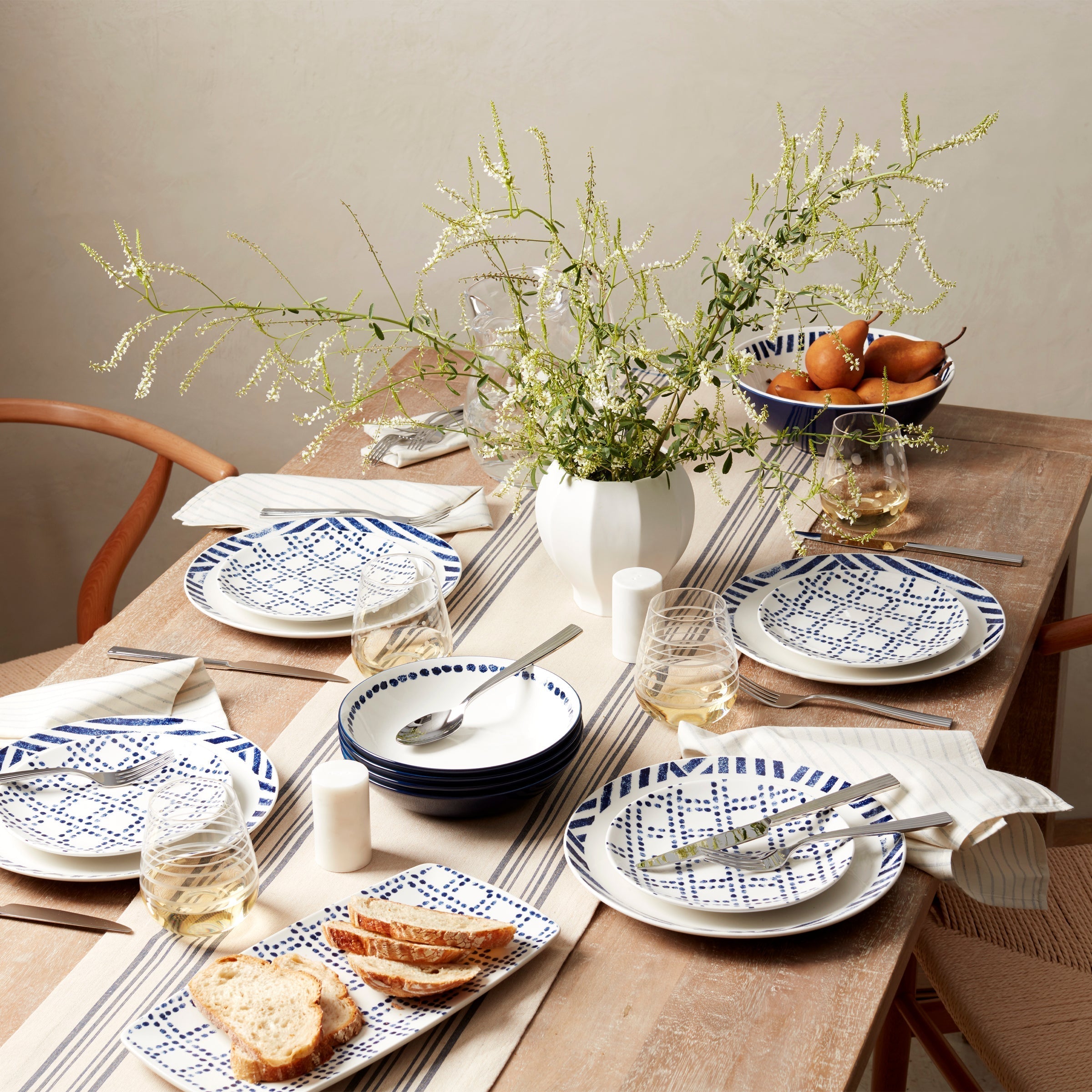 Lenox Everyday Flatware Kennedy 20-Piece Flatware Set - Image 3