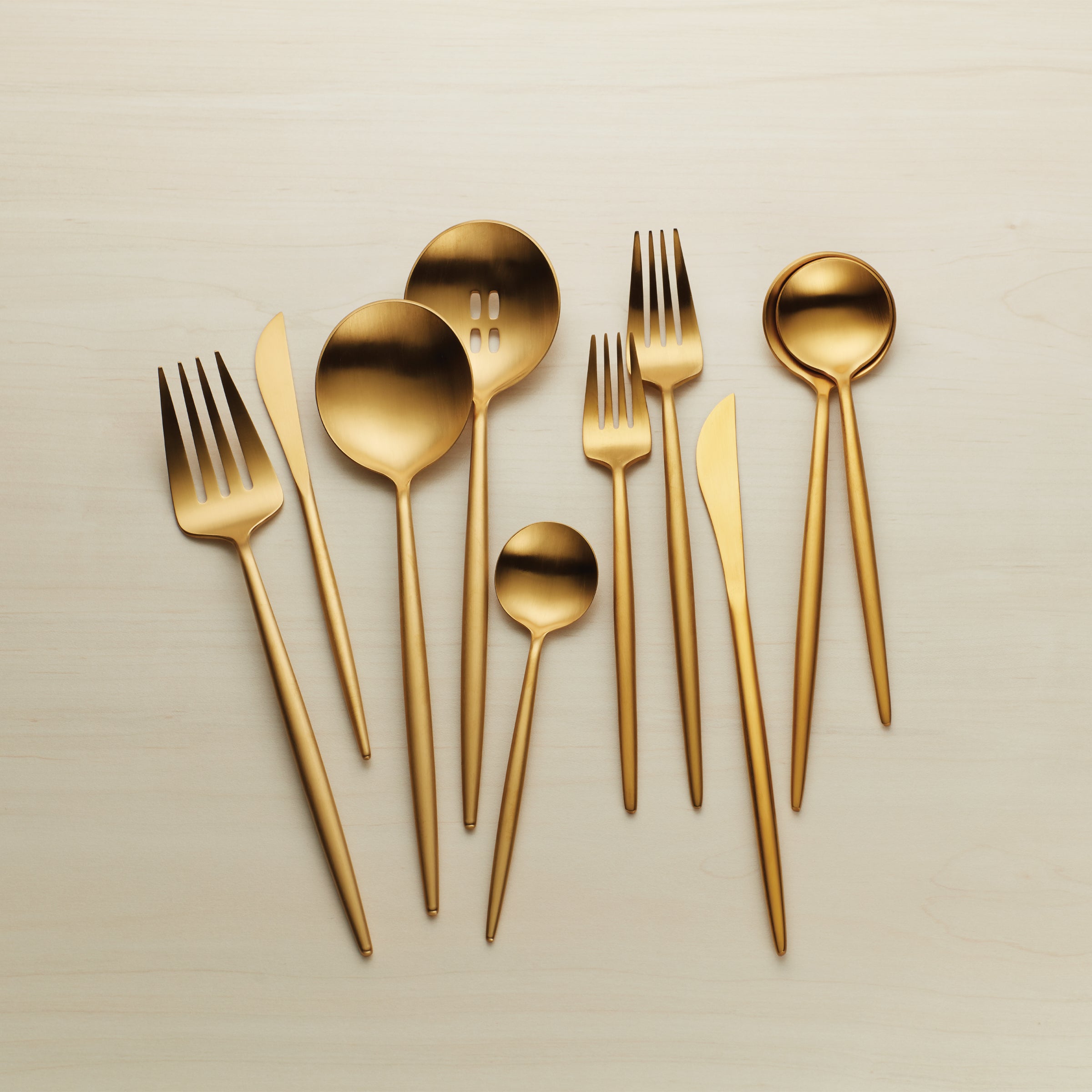 Lenox Everyday Flatware Zephyr Gold Satin 45-Piece Flatware Set - Image 8