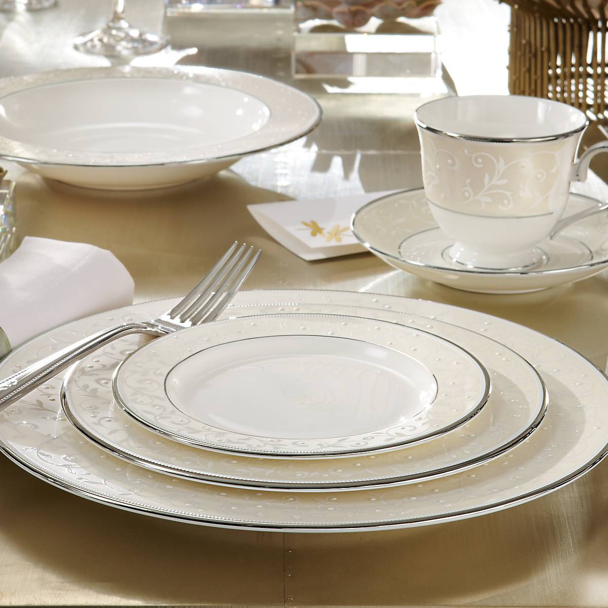 Lenox Everyday Flatware Opal Innocence 5-Piece Place Setting - Image 11