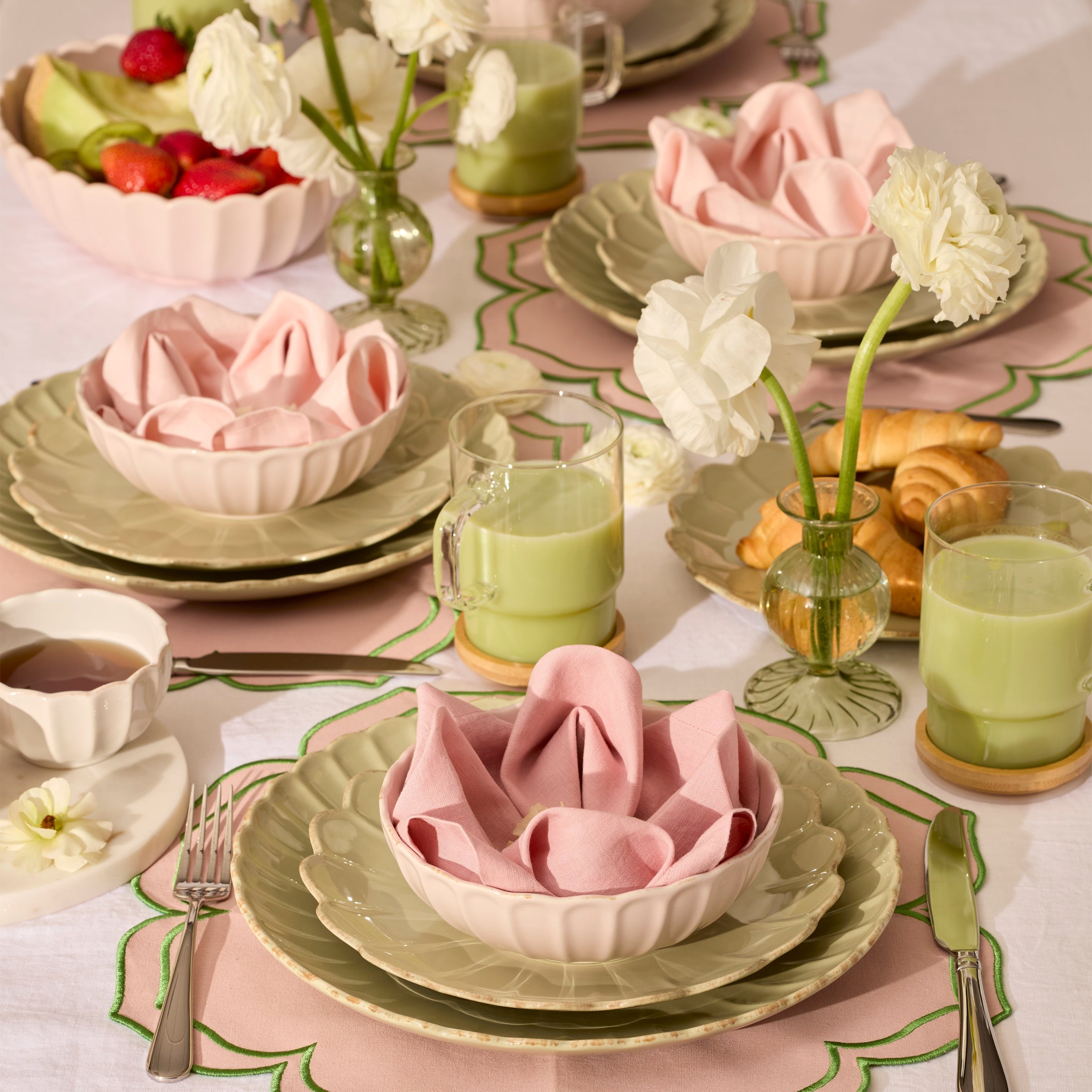 Lenox Everyday Flatware French Perle Scallop Matcha 24-Piece Dinnerware Set - Image 7