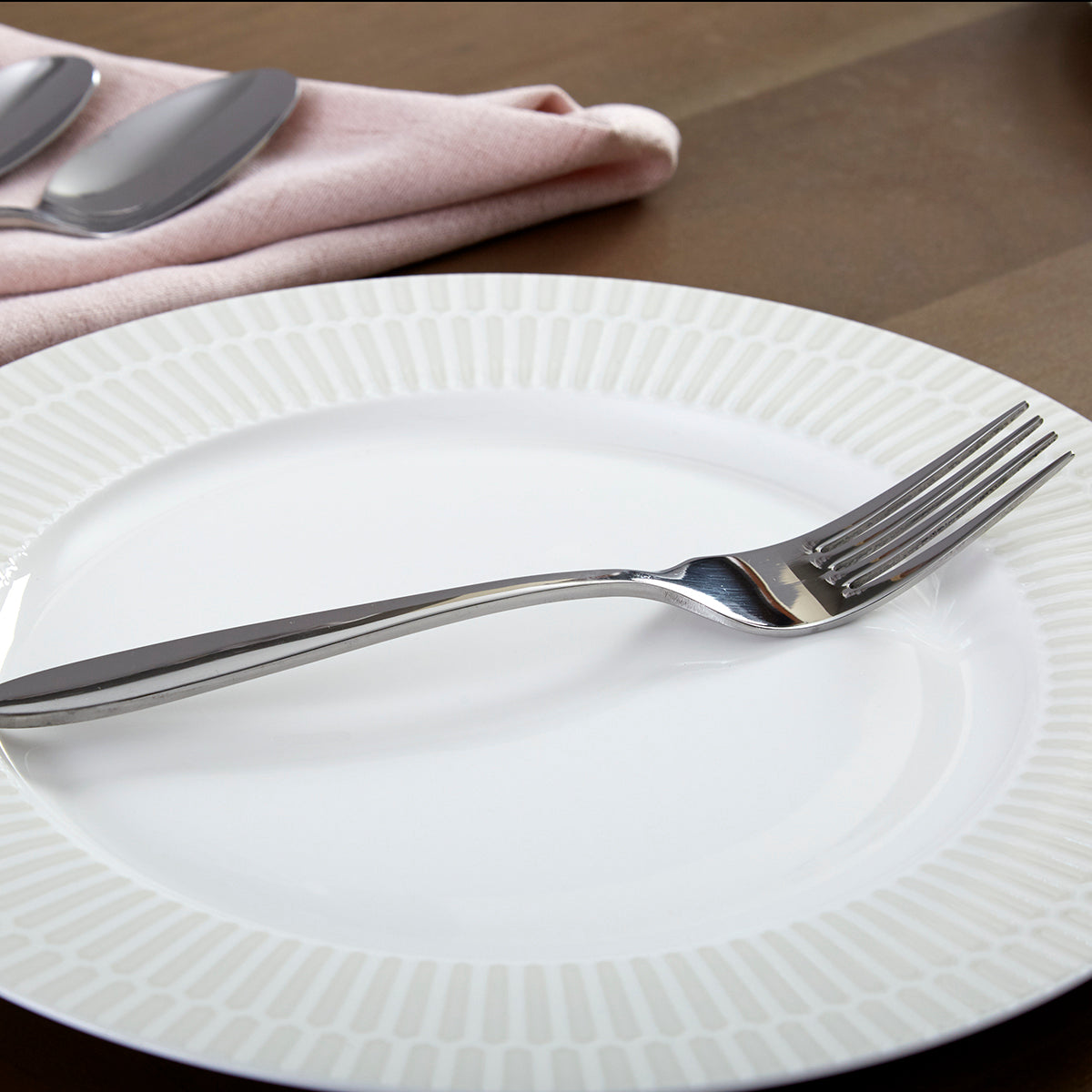 Lenox Everyday Flatware Mooncrest 20-Piece Flatware Set - Image 4