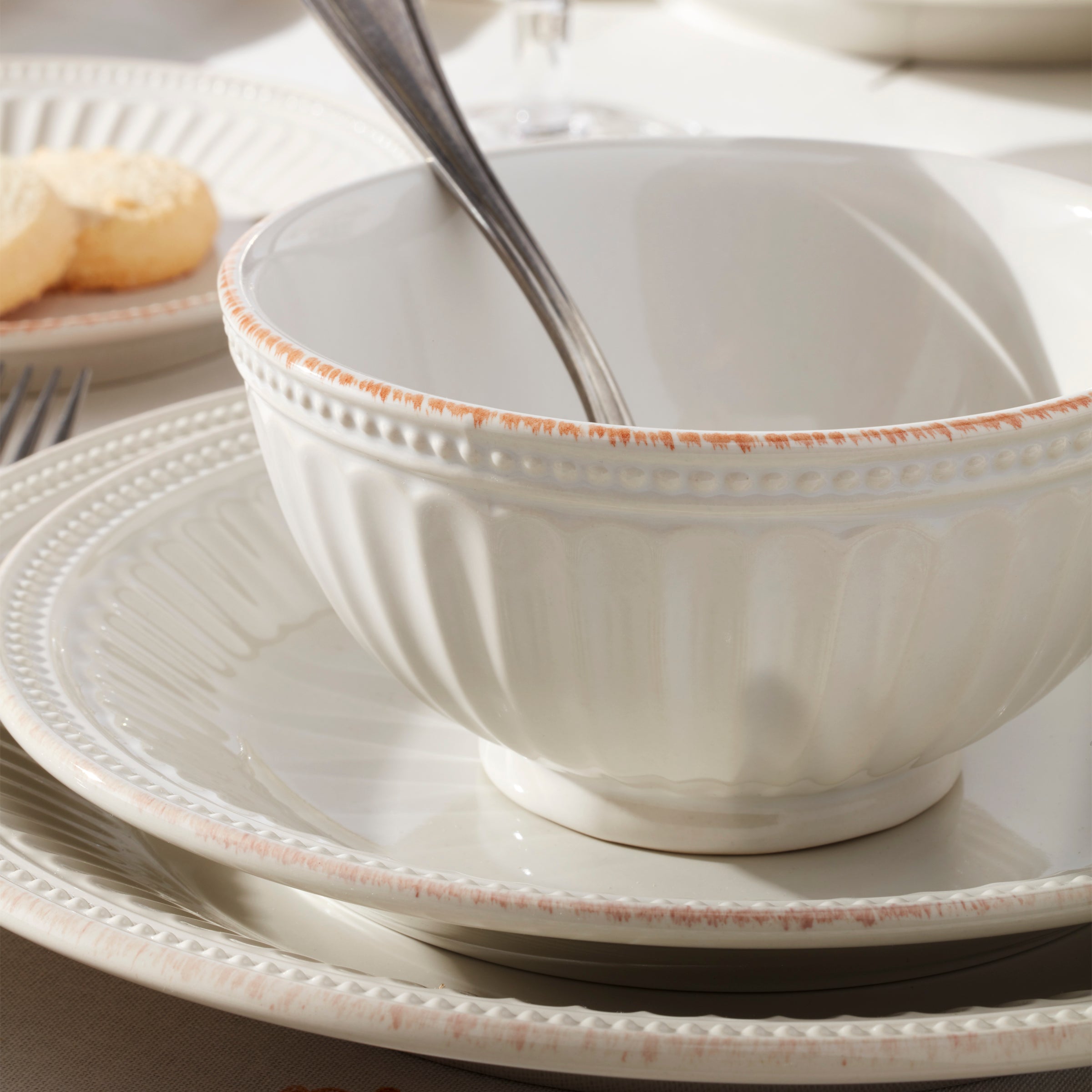 Lenox Everyday Flatware French Perle Groove White 4-Piece Place Setting - Image 3