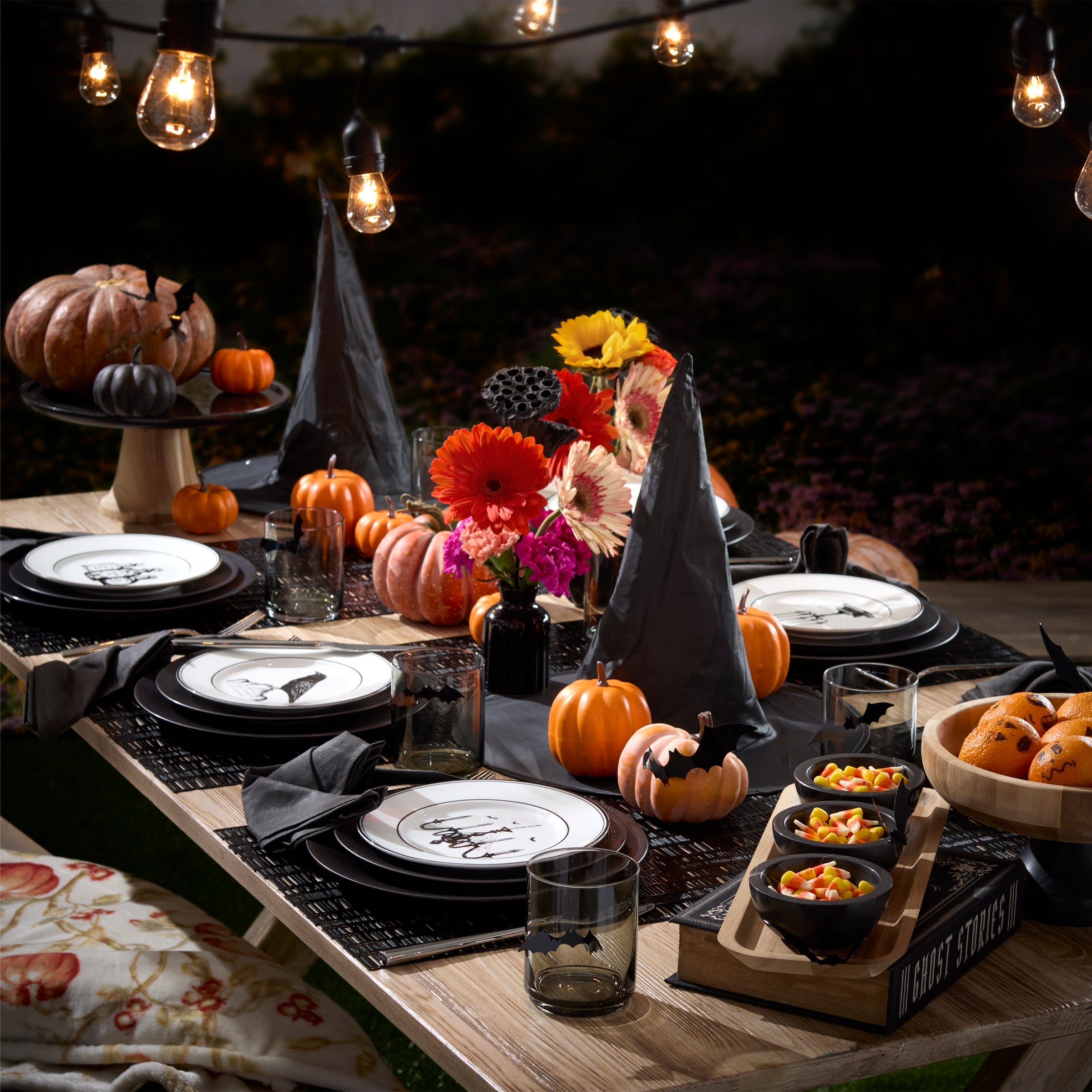 Lenox Everyday Flatware Vintage Halloween Dessert Plates, Set of 4 - Image 5