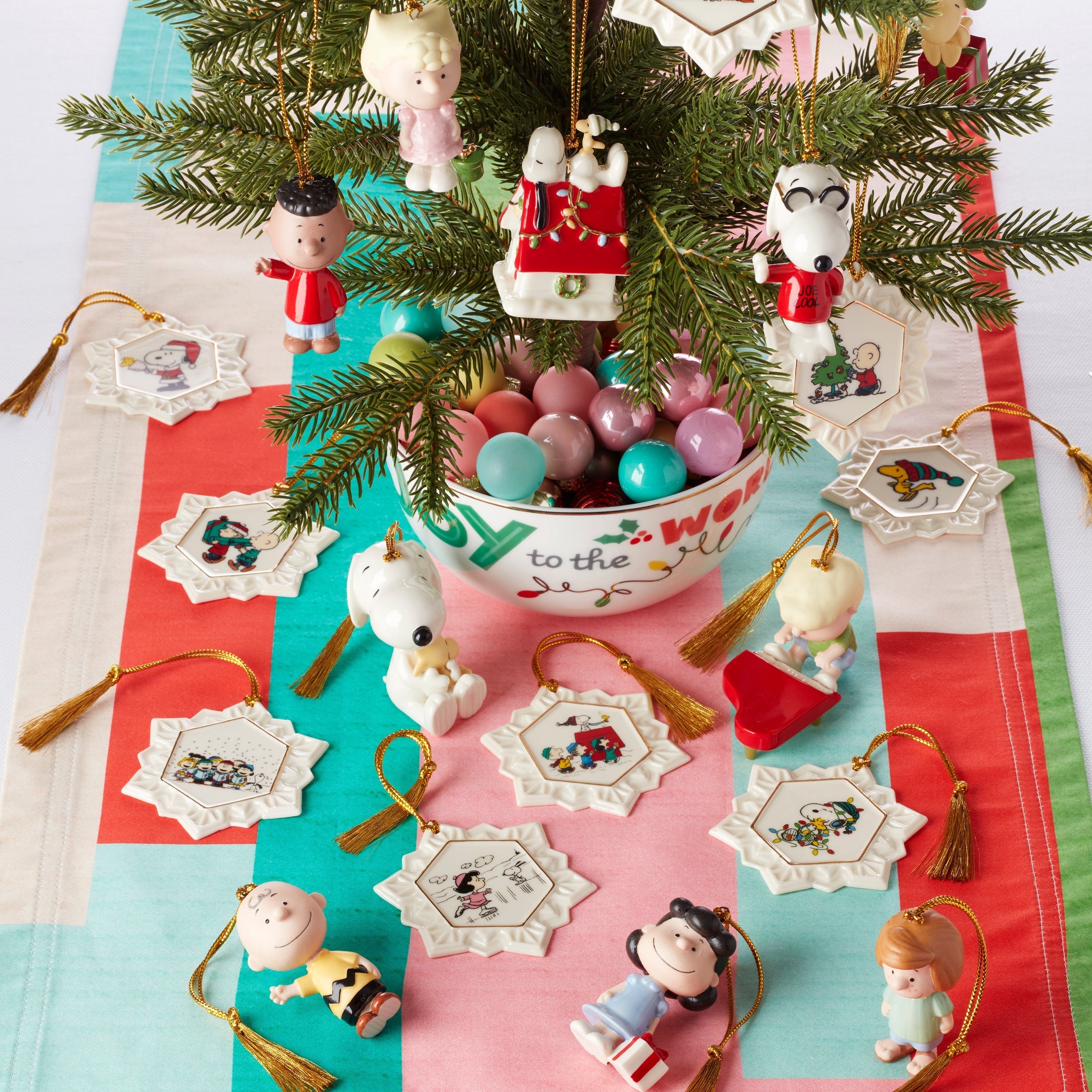 Lenox Everyday Flatware Peanuts Advent Calendar - Image 9