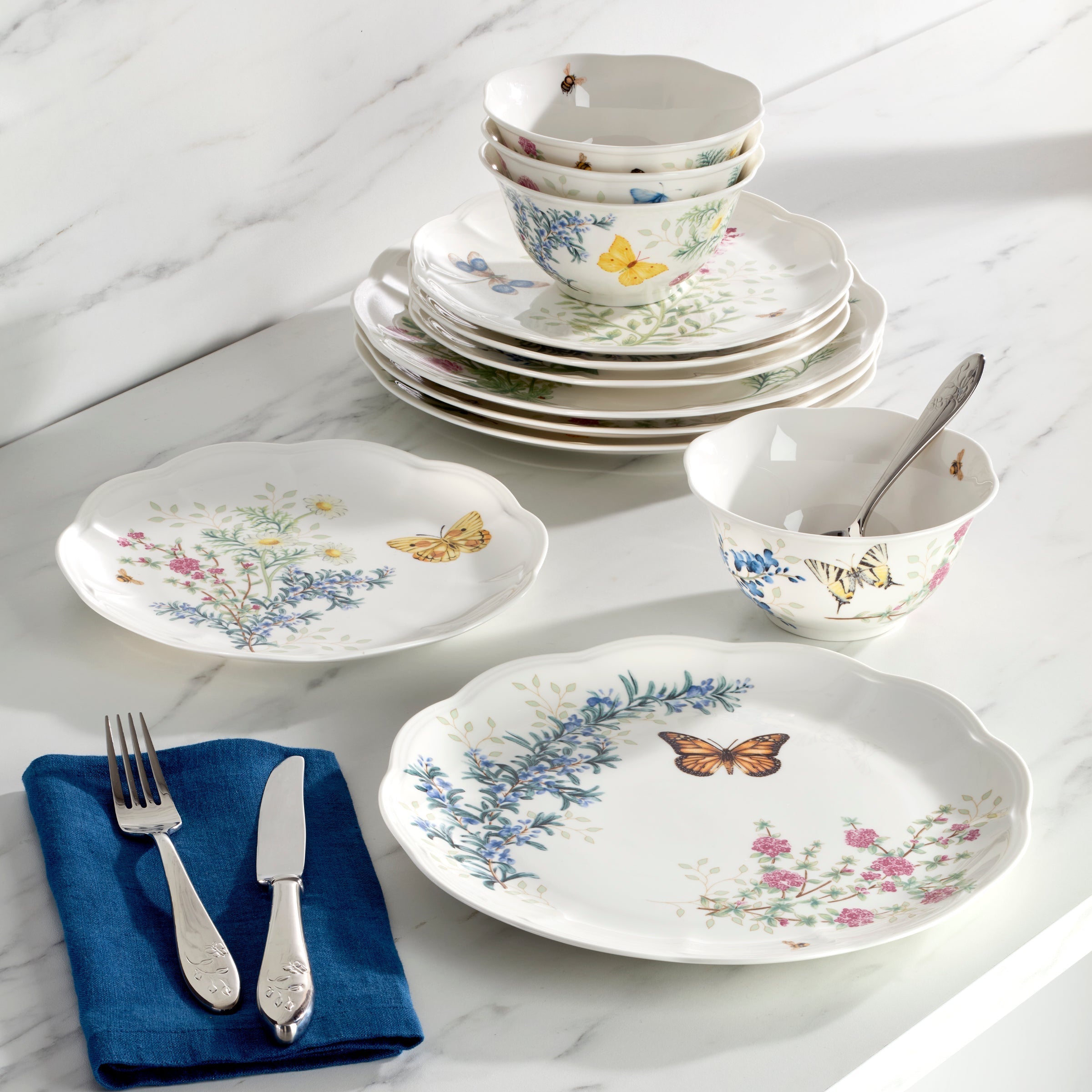 Lenox Everyday Flatware Butterfly Meadow Herbs 12-Piece Dinnerware Set - Image 7