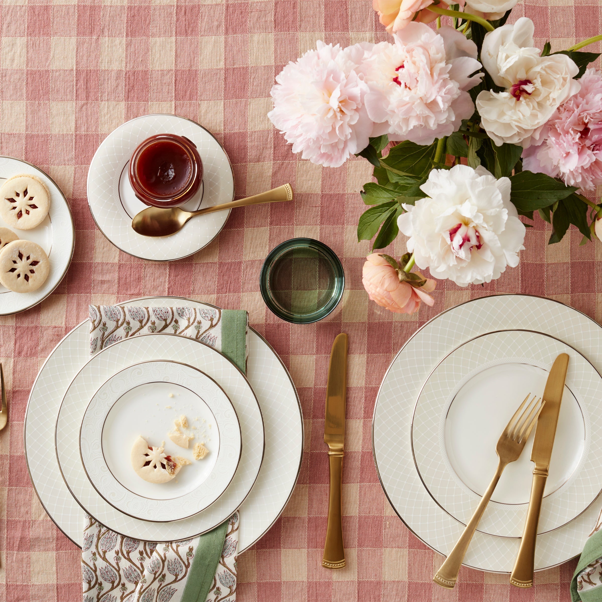 Lenox Everyday Flatware Venetian Lace 5-Piece Place Setting - Image 4